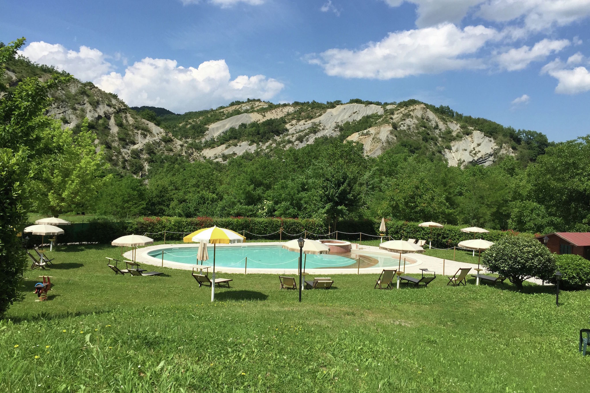 Ferienhaus in Apecchio mit Swimmingpool