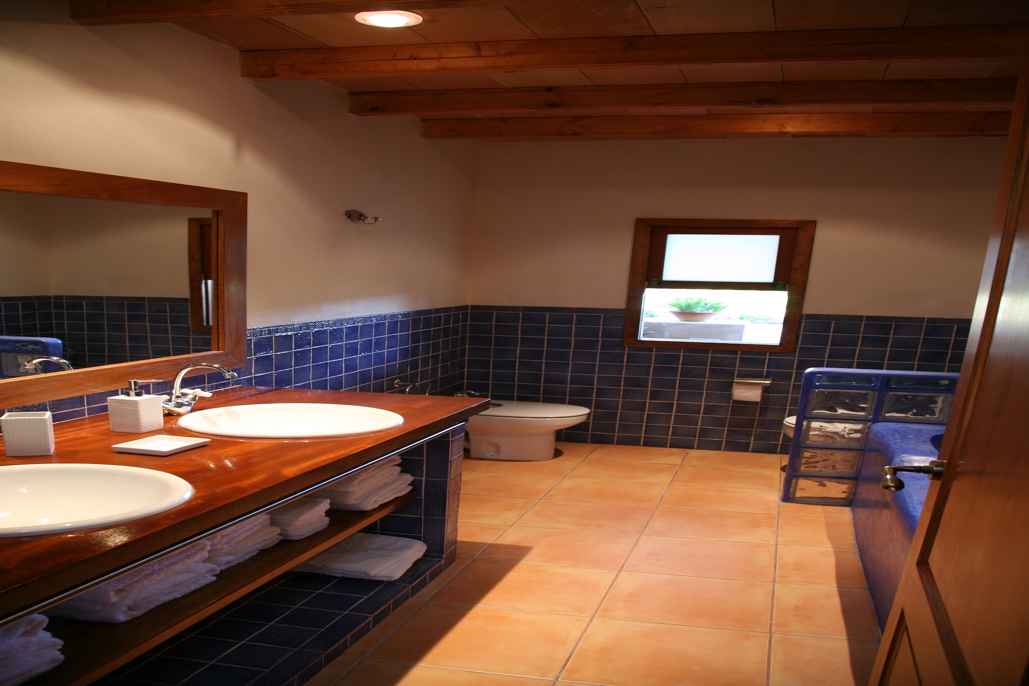 La Vila - Badezimmer