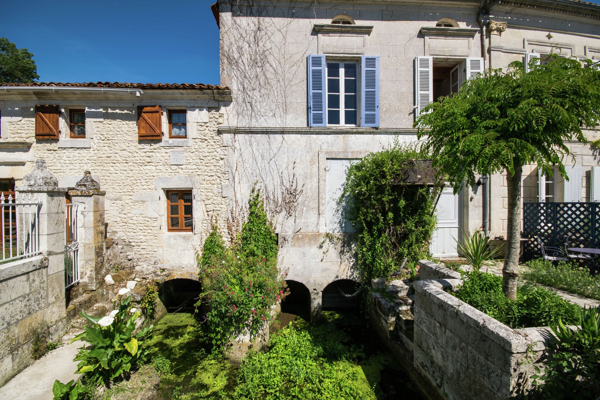 Graceful Mill in Champagnac with Swimming Pool