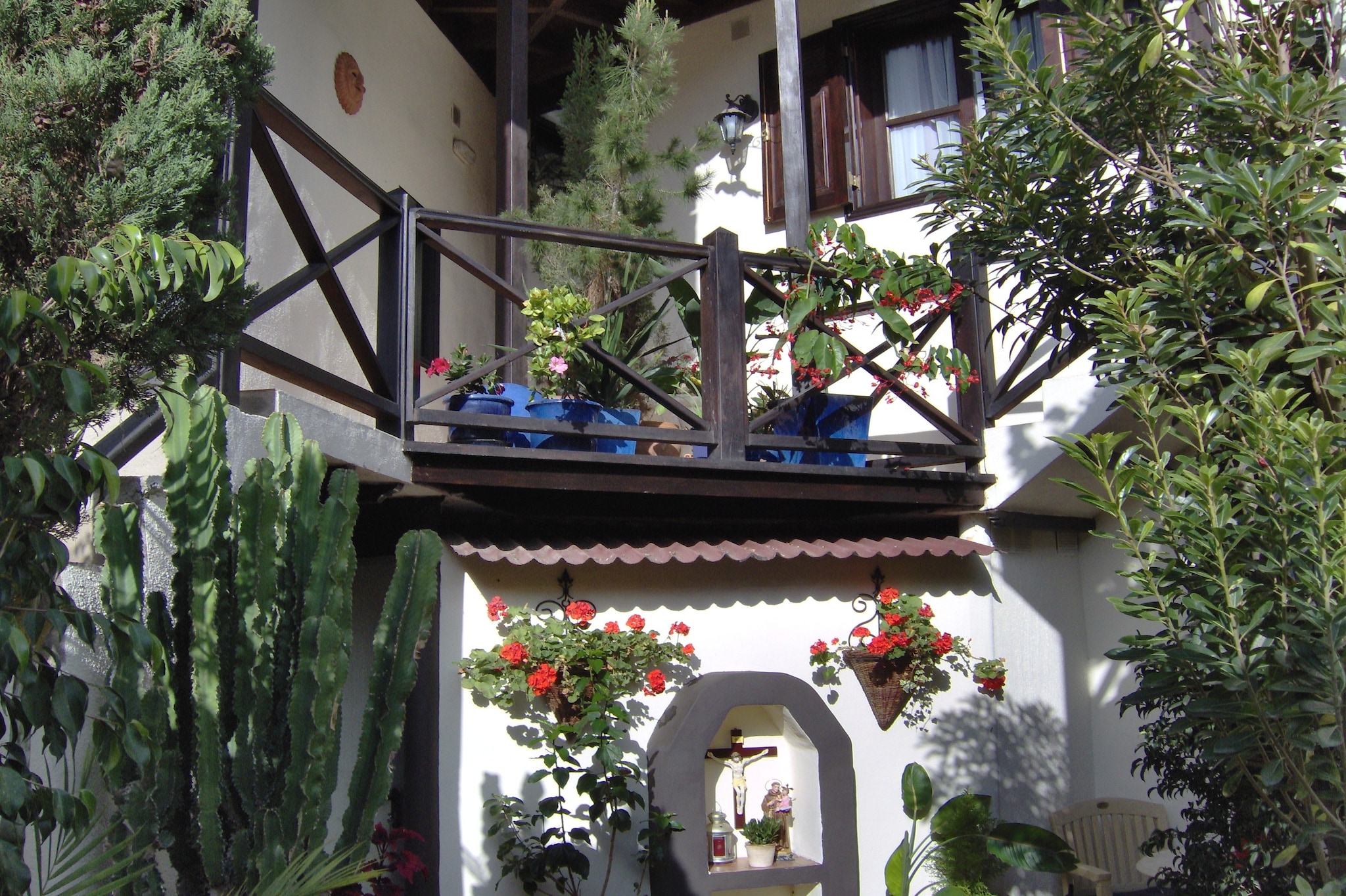 Apartamentos Monasterio de San Antonio 3 - Exterior in summer