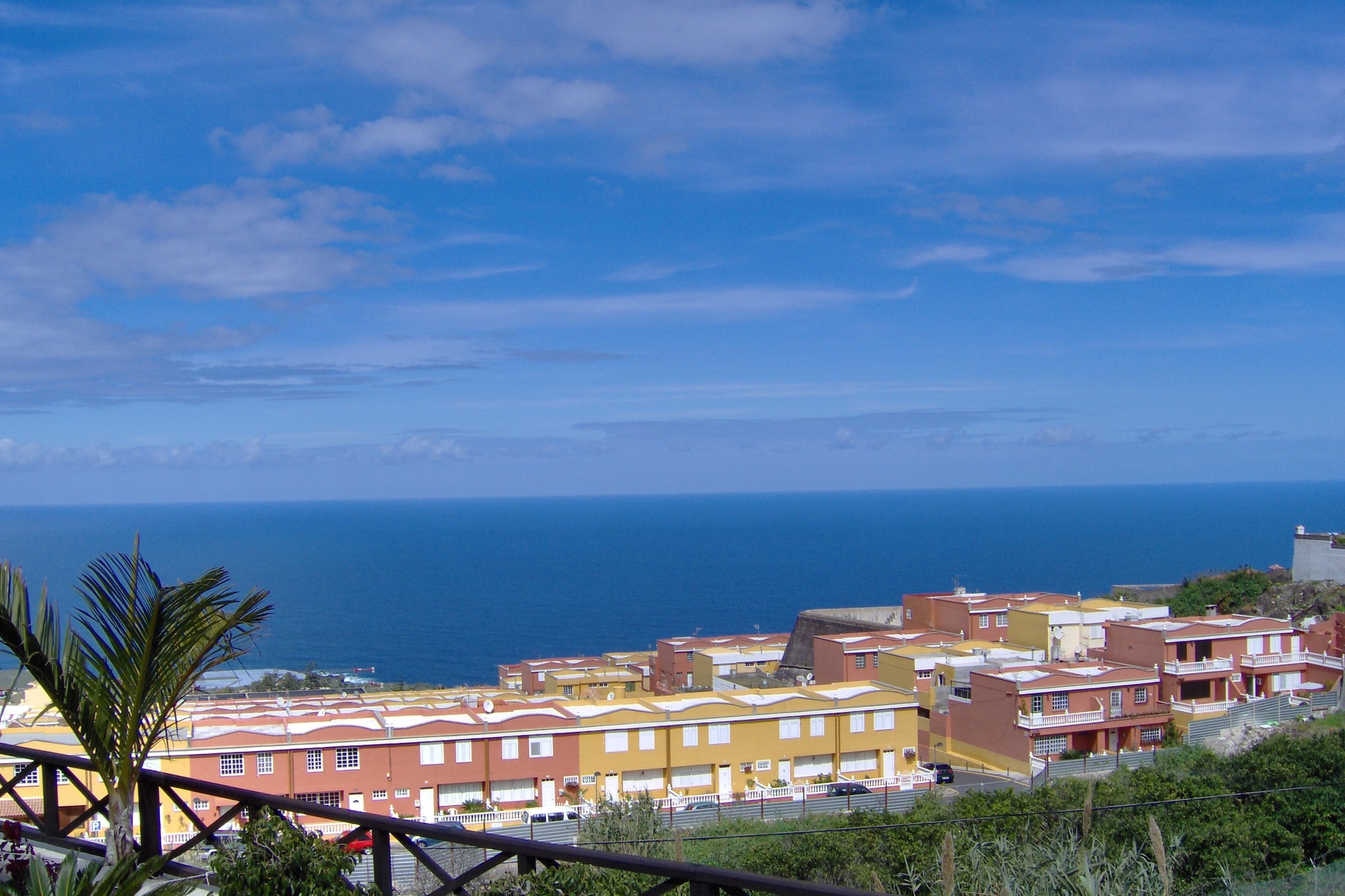 Apartamentos Monasterio de San Antonio 2 - View in summer