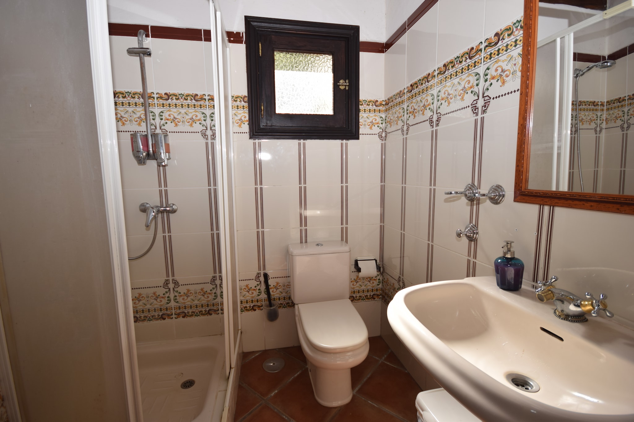 Apartamentos Monasterio de San Antonio 1-Badkamer