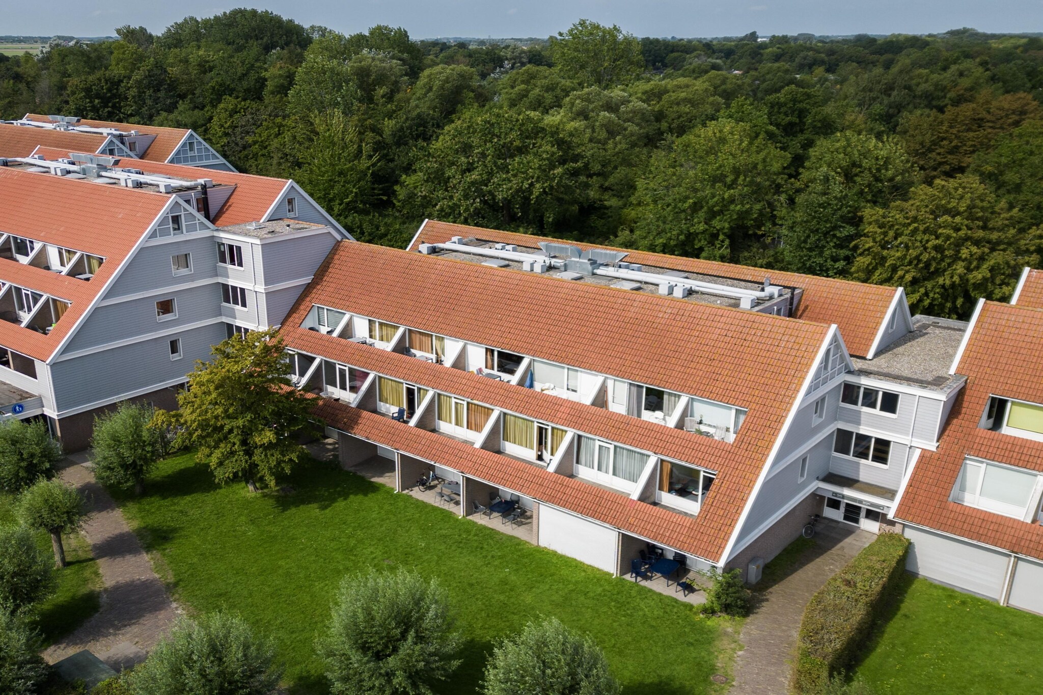 Exterior Summer