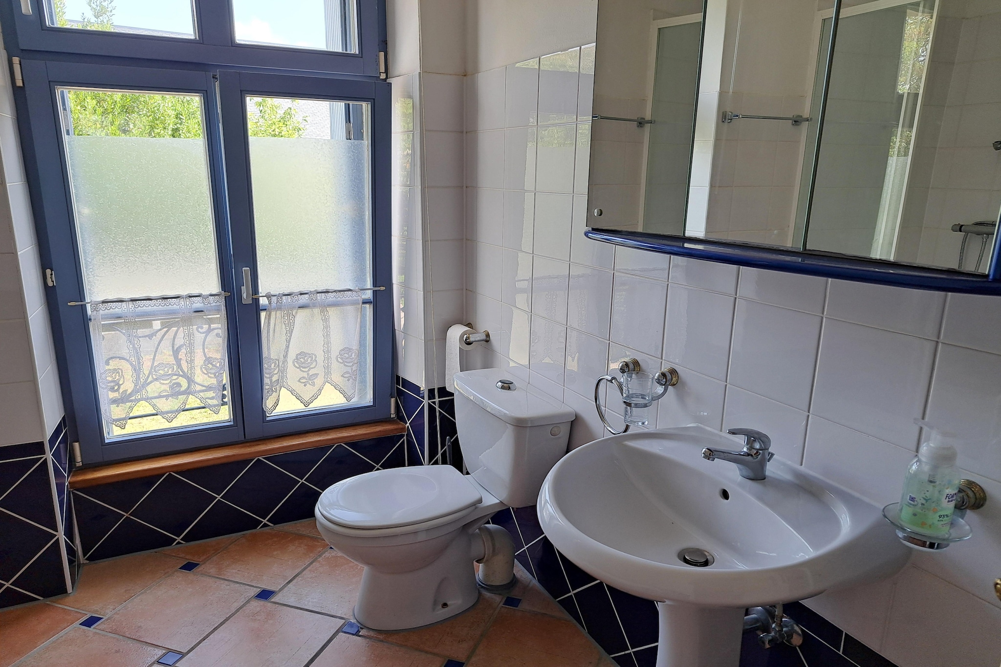 Ancienne Gendarmerie  appartment B-Badkamer