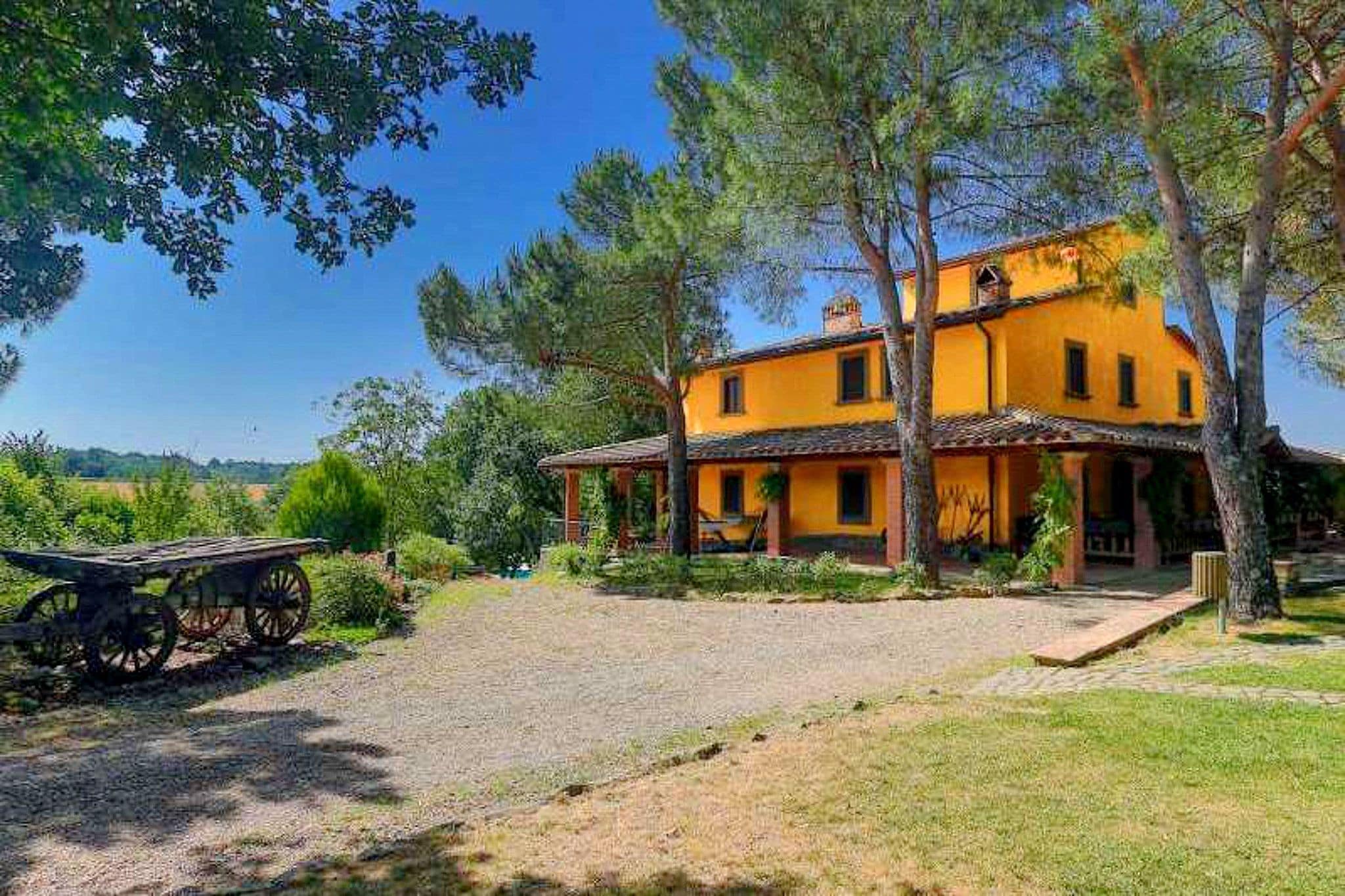 Cozy Cottage in Loro Ciuffenna with Fitness Room