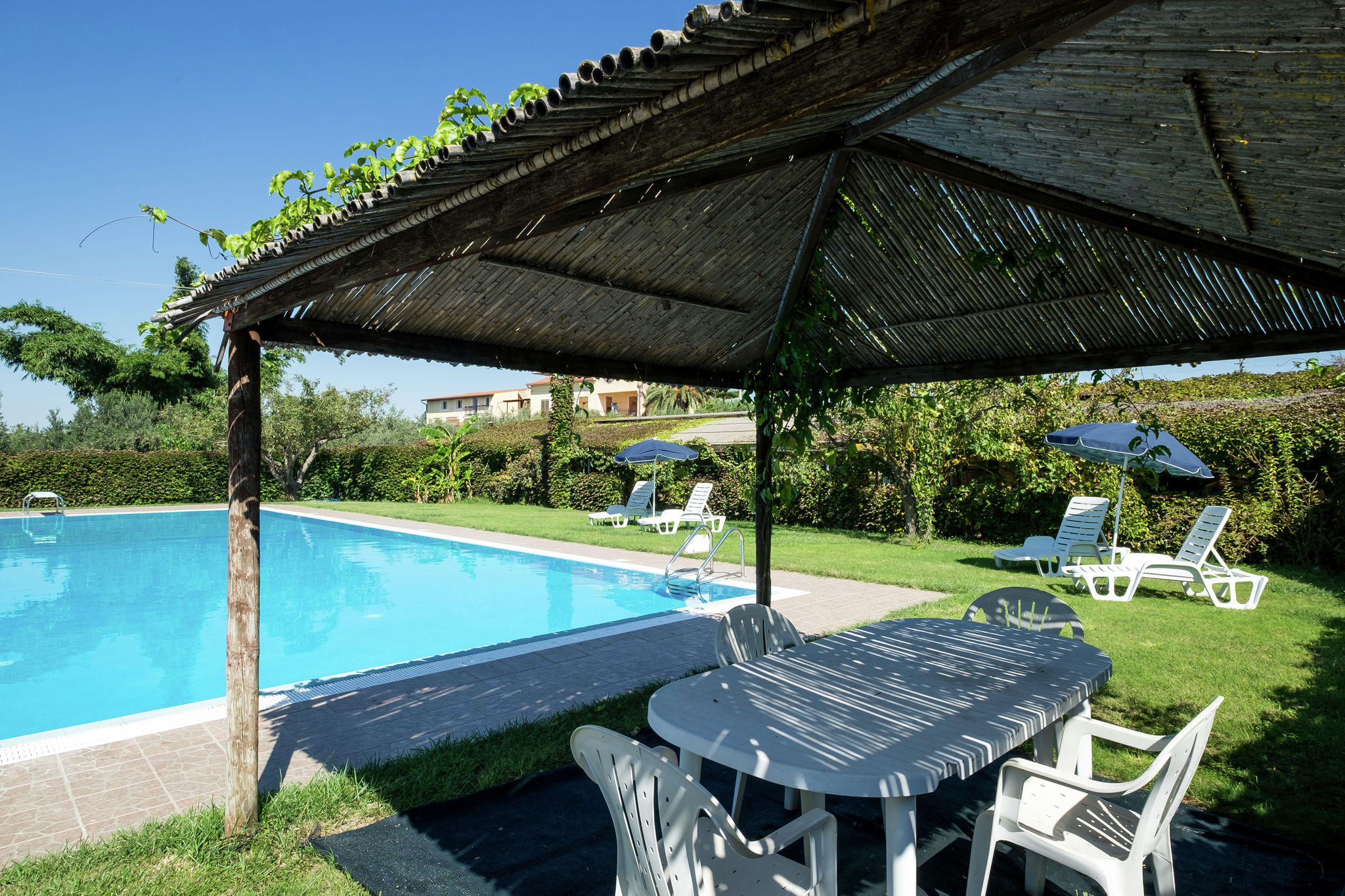 Sun-drenched estate close to Sciacca just 7km from the beach