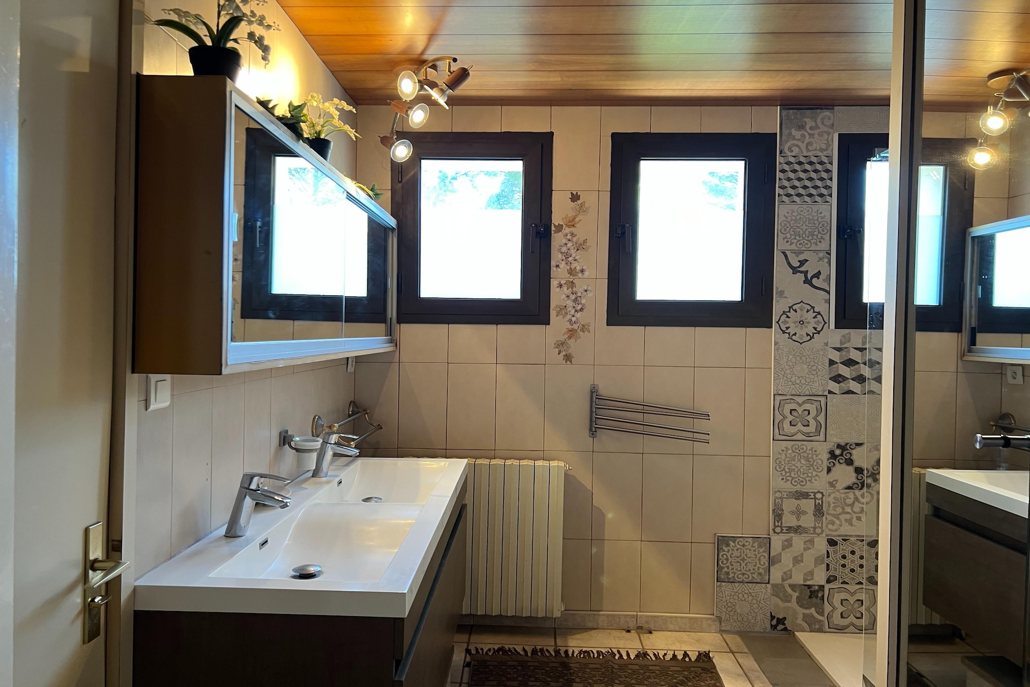 Beauregard - Bathroom