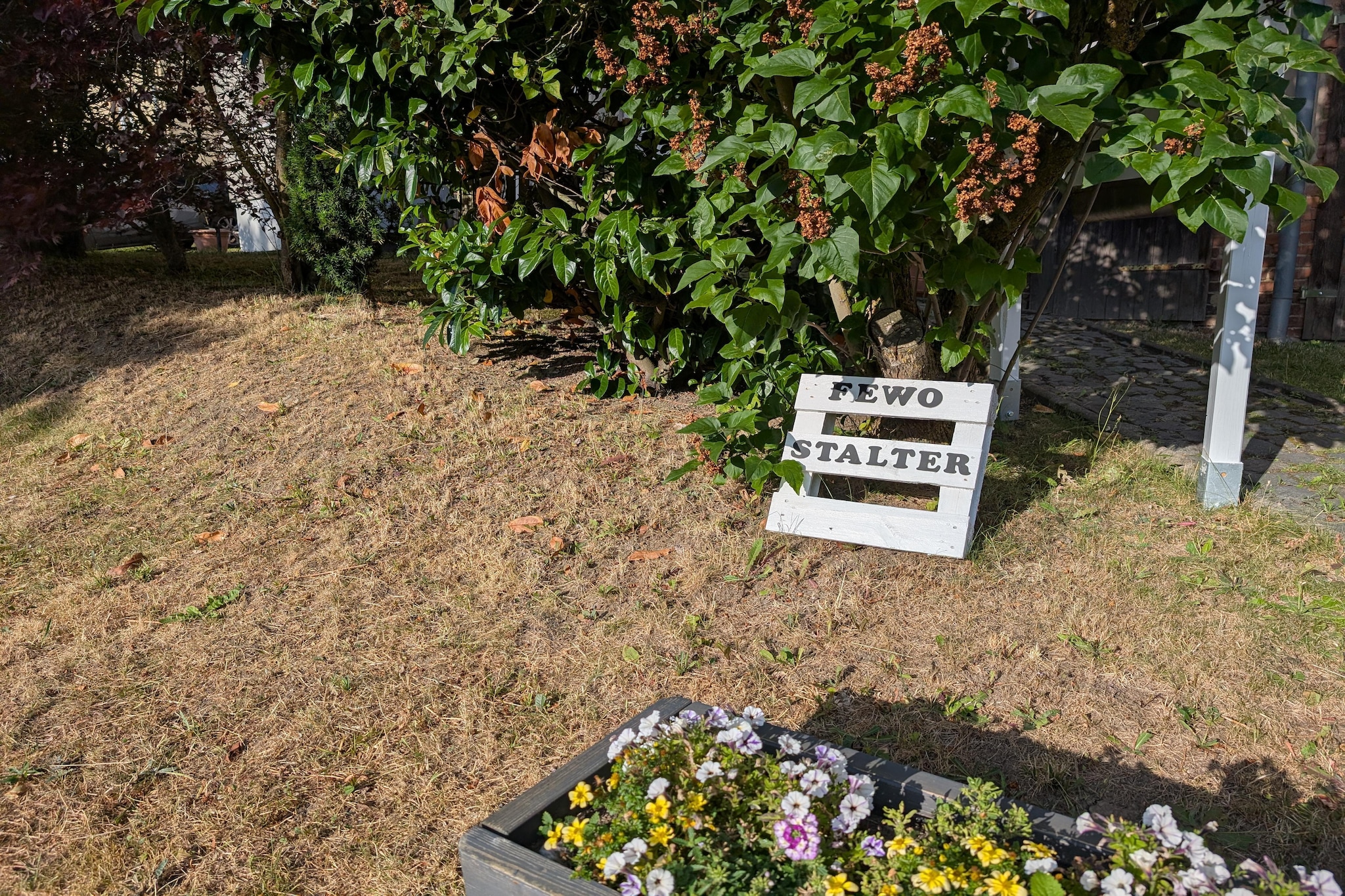 Stalter - Gardens in summer