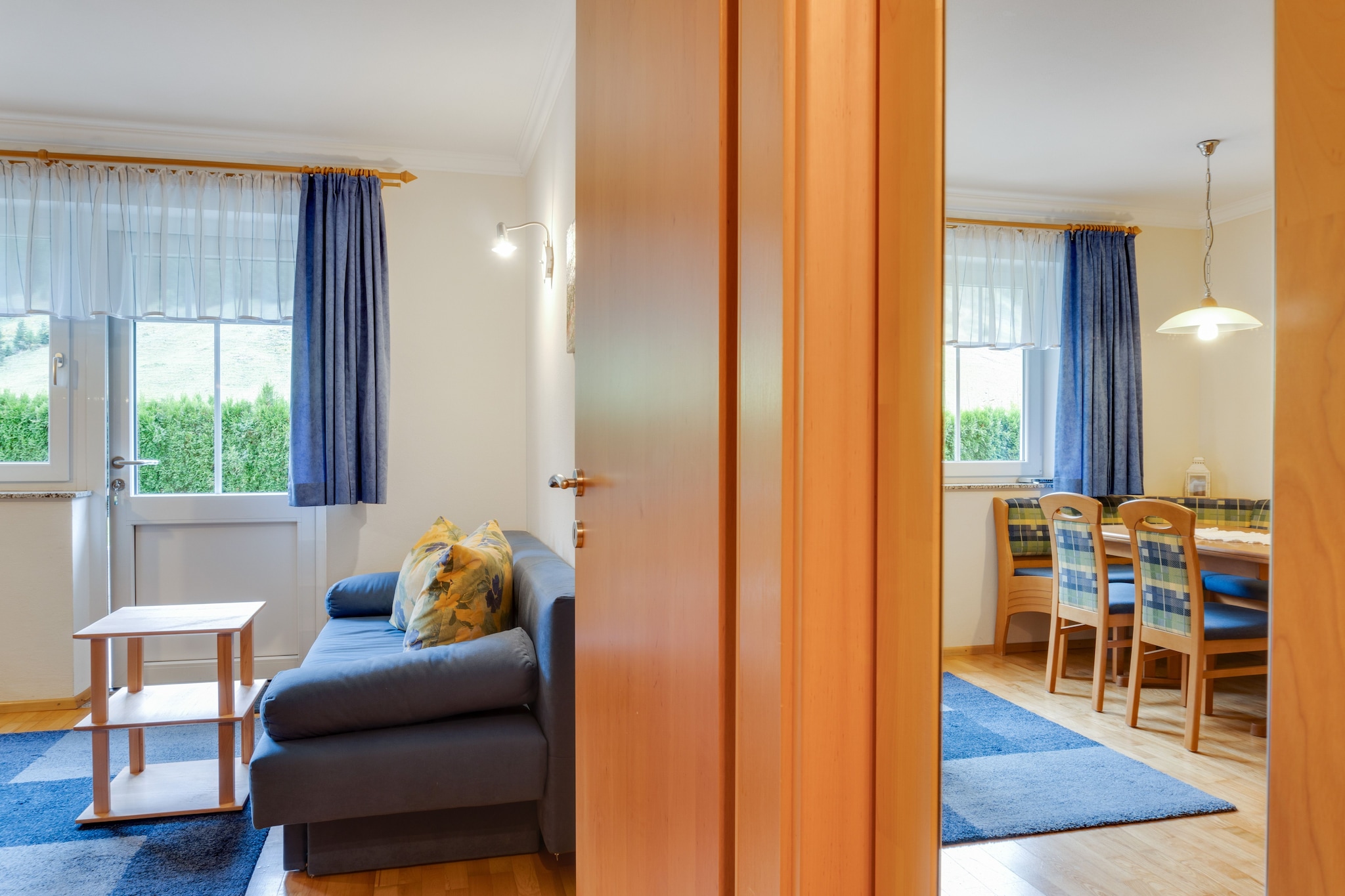 Ground floor: (Entrance, hall, Kitchen(electric kettle, cooker(4 ring stoves, ceramic), hood, coffee machine(filter), oven, microwave, dishwasher, fridge(+ freezer), Juicer), Living/diningroom(single sofa bed, TV(cable, flatscreen), dining table, radio, CD player), Bedroom with bathroom(double bed, TV(cable, flatscreen), shower, washbasin, hairdryer), Bedroom with bathroom(double bed, TV(cable, flatscreen), shower, washbasin, hairdryer), toilet, toilet)\n\nski storage(ski boot heaters), washing machine(paid), heating(central, floor heating), terrace, garden(fenced), garden furniture, BBQ(on request), parking, deckchairs, sand pit, play equipment, slide, children\'s bed, high chair, party games, Sunscreen, Swing set, sled