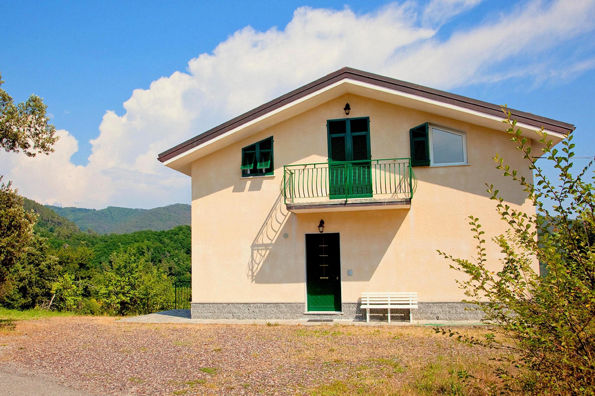 Grand gîte avec jardin à Sesta Godano