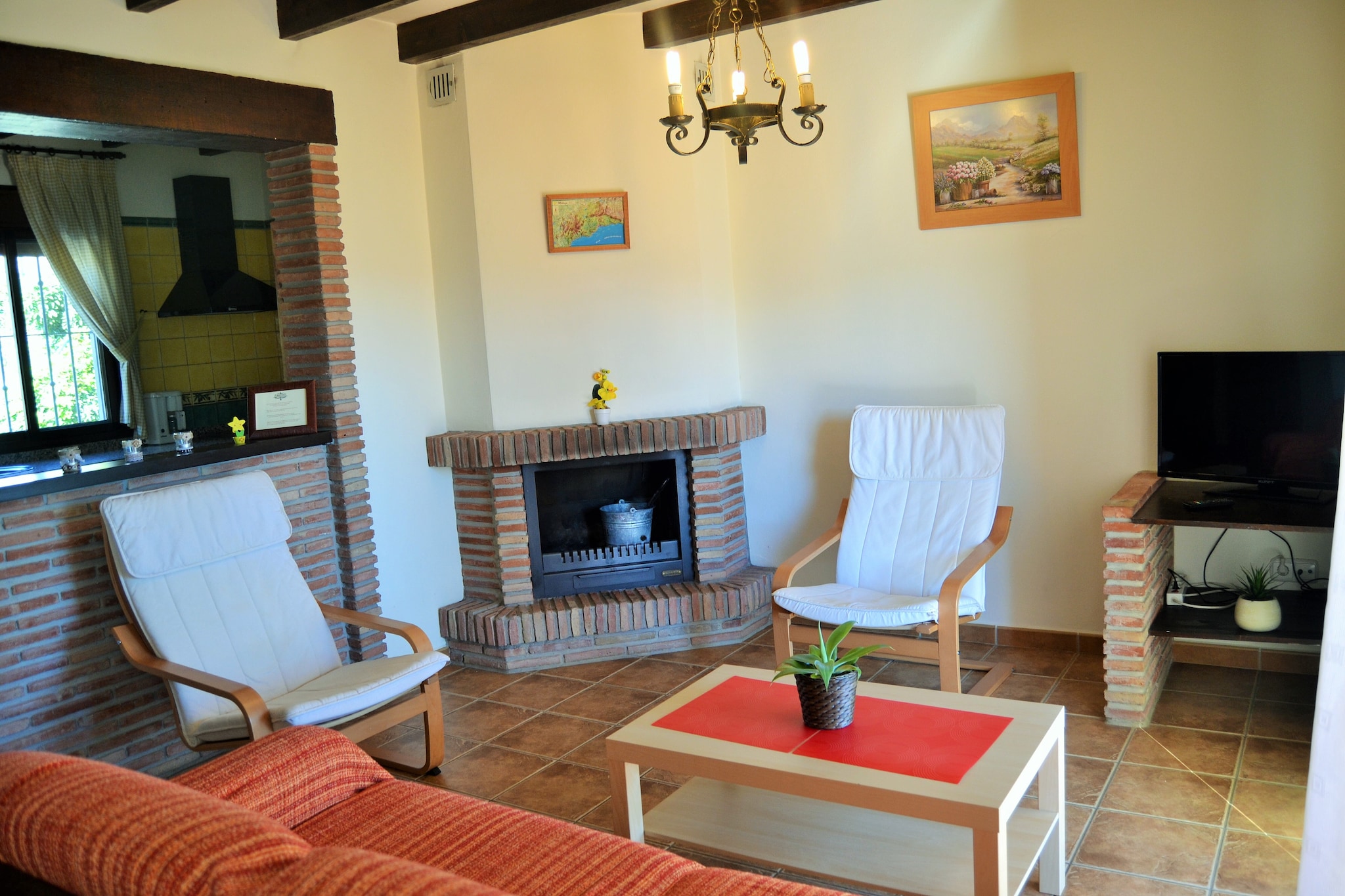 Ground floor: (open kitchen(cooker(ceramic), microwave, fridge-freezer), Living/diningroom(TV(satellite), fireplace, garden doors, air conditioning), bedroom(small double bed, air conditioning), bedroom(2x single bed, air conditioning), bathroom(bathtub with shower, washbasin, toilet), bathroom(shower, washbasin, toilet))\n\nTV, fireplace, coffee machine, microwave, bathtub or shower, shower(outside), toilet, washing machine, heating, air conditioning, terrace(private), garden(shared with other guests), garden furniture, BBQ, parking, deckchairs, swimming pool(shared with other guests, fenced, 12 x  6 m.), play equipment, children\'s bed, ironing board