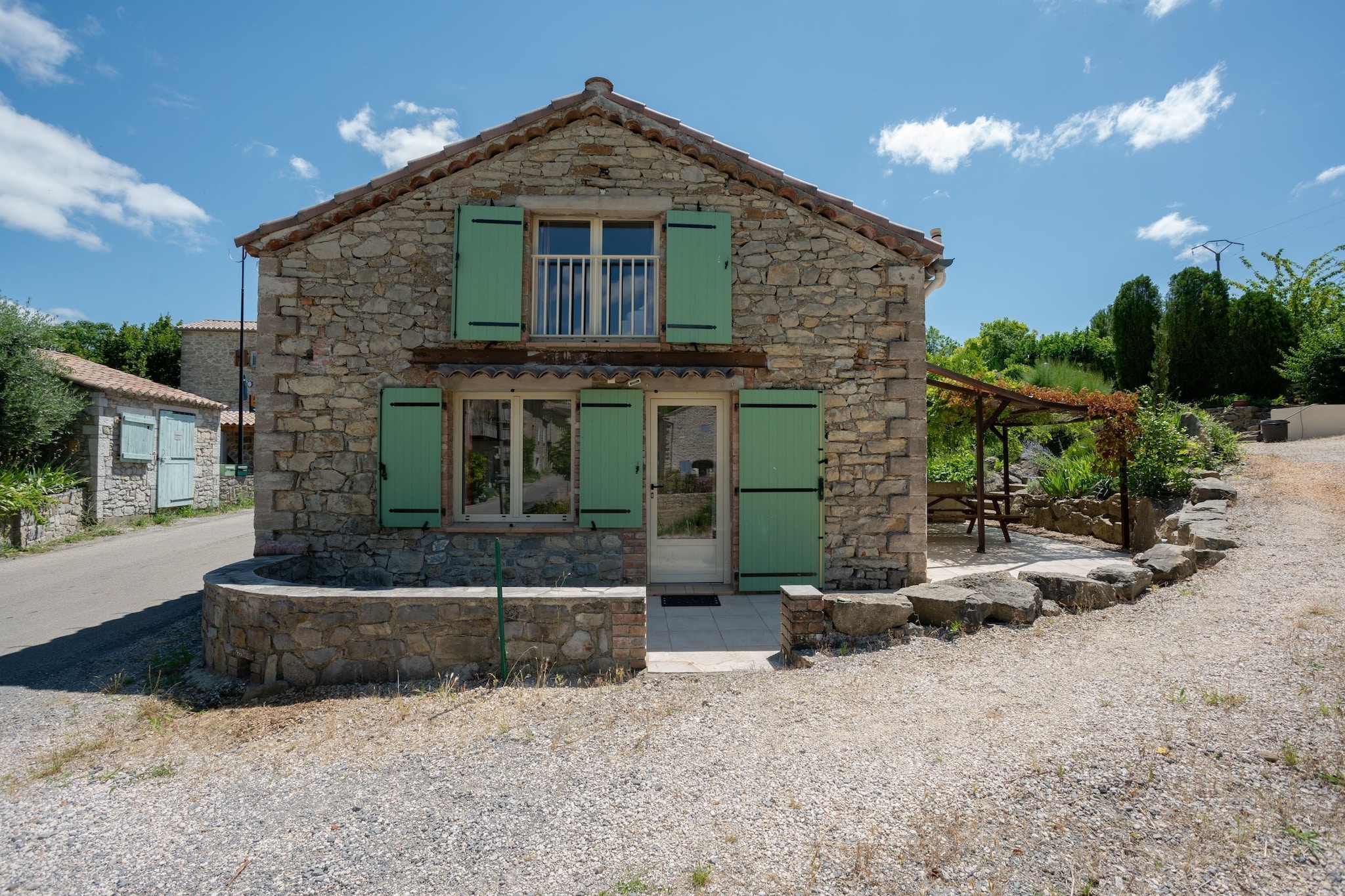 Exterior Summer