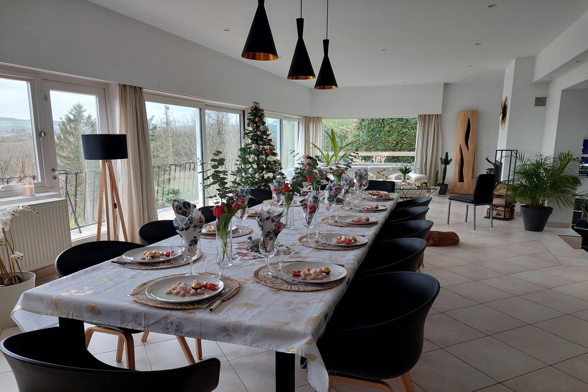 SPLENDID VIEW AYWAILLE