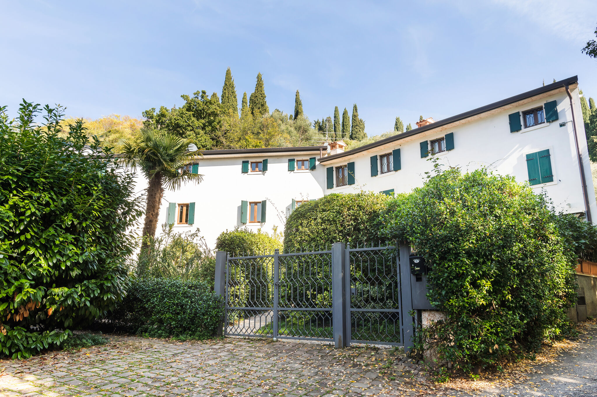 Aantrekkelijk landhuis in Caprino Veronese bij het Gardameer