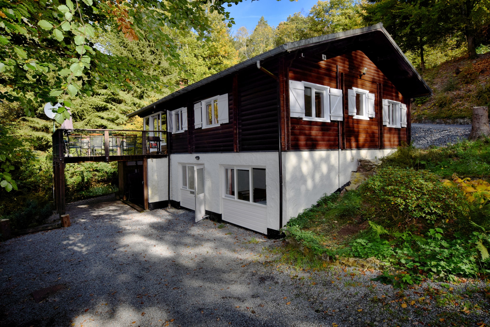 Vakantiehuizen Manhay EUR-BE-6680-24