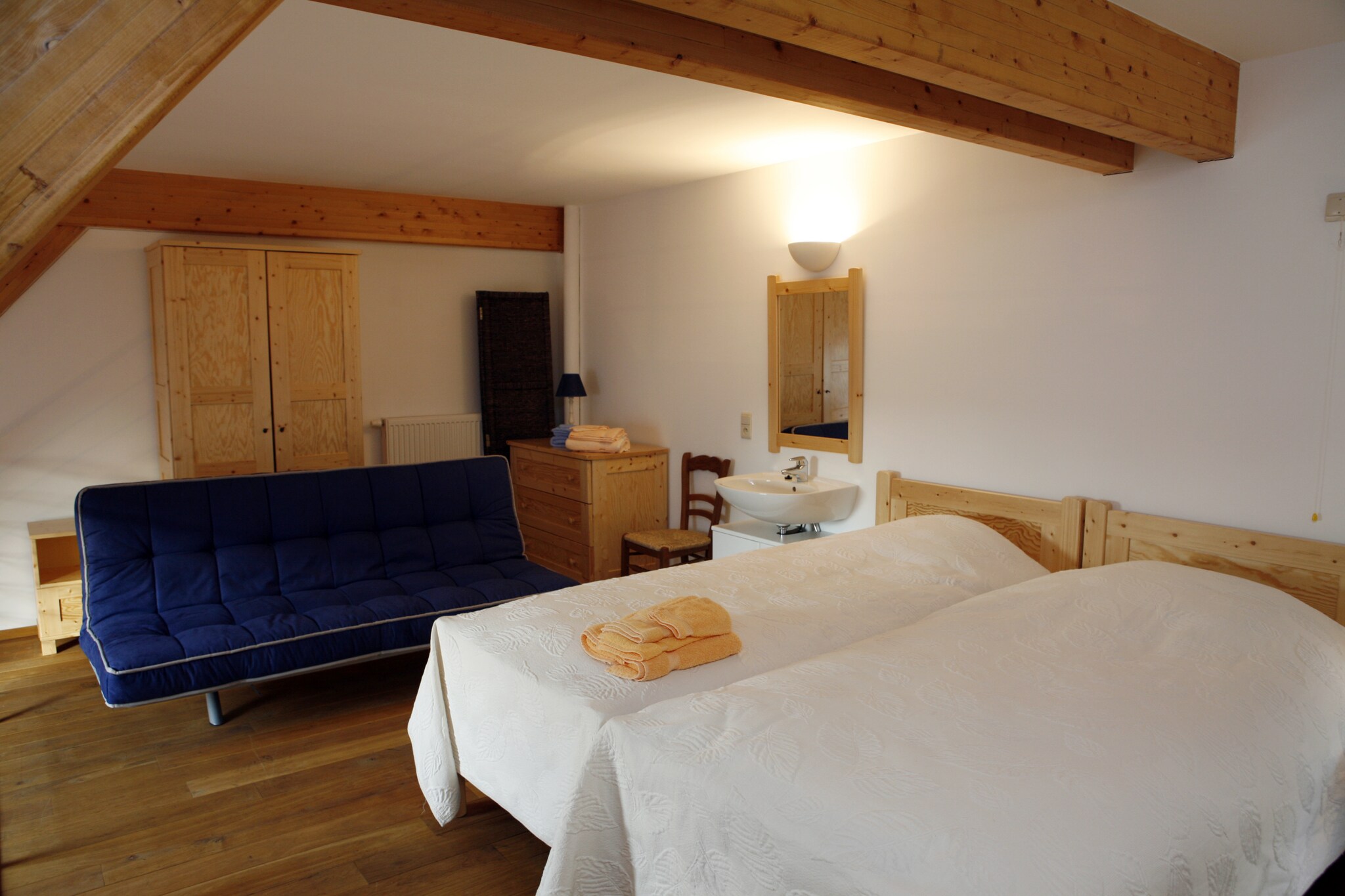 Vakantiehuis Macon max. 60 personen 3 huisdieren 18 slaapkamers #24