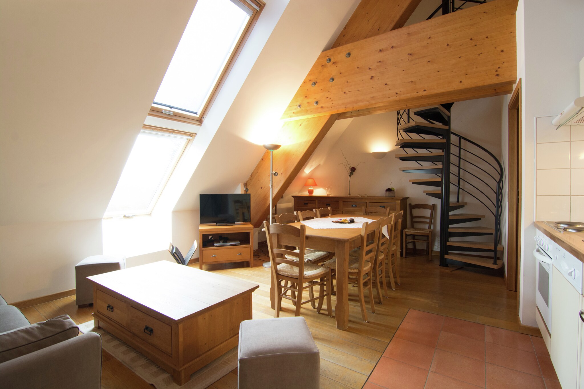 Vakantiehuis Macon max. 60 personen 3 huisdieren 18 slaapkamers #13