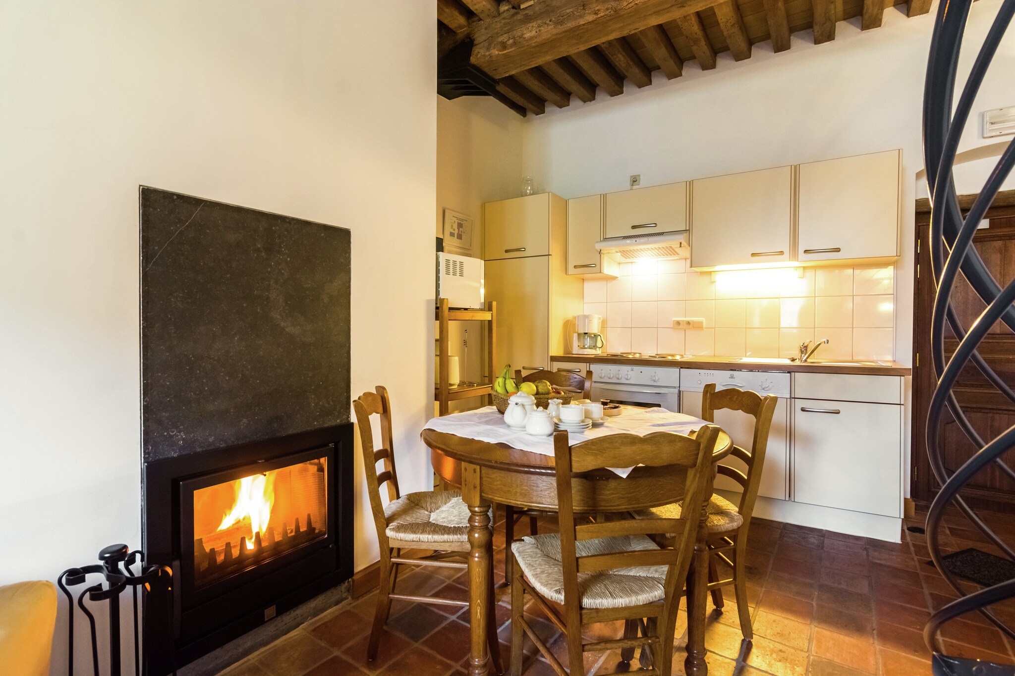 Vakantiehuis Macon max. 60 personen 3 huisdieren 18 slaapkamers #8