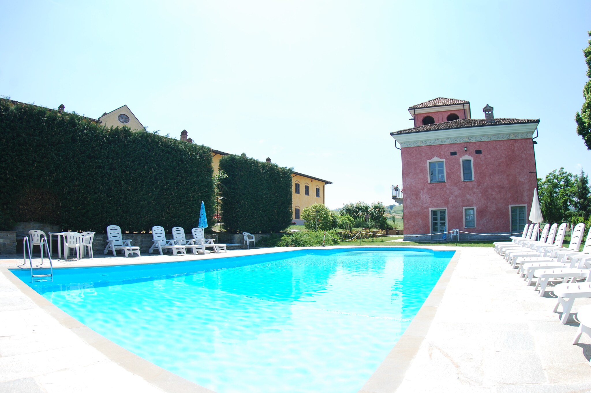 Mansion in Nizza Monferrato with Pool & Views