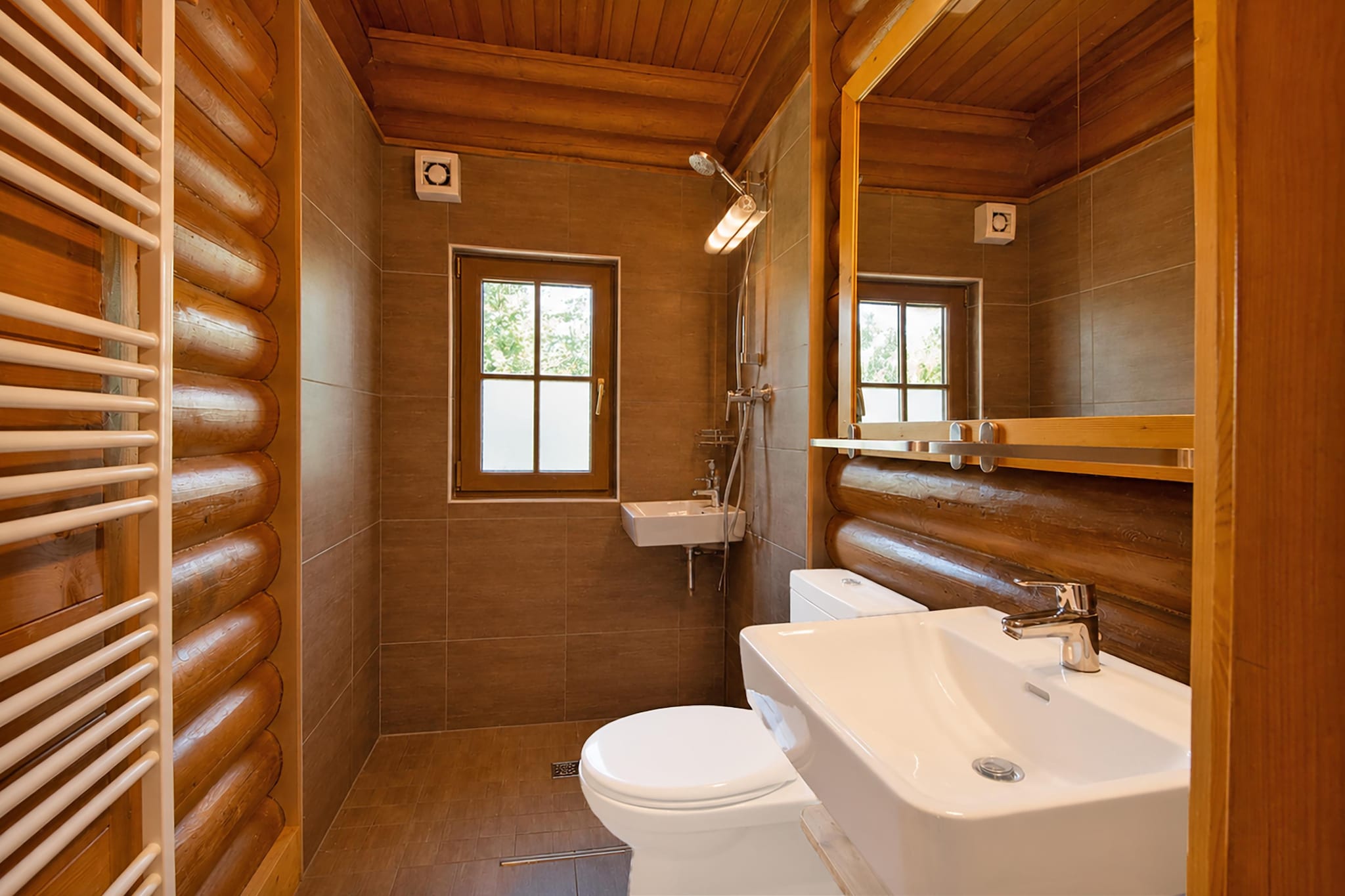 Chalet im Brixental - Badkamer