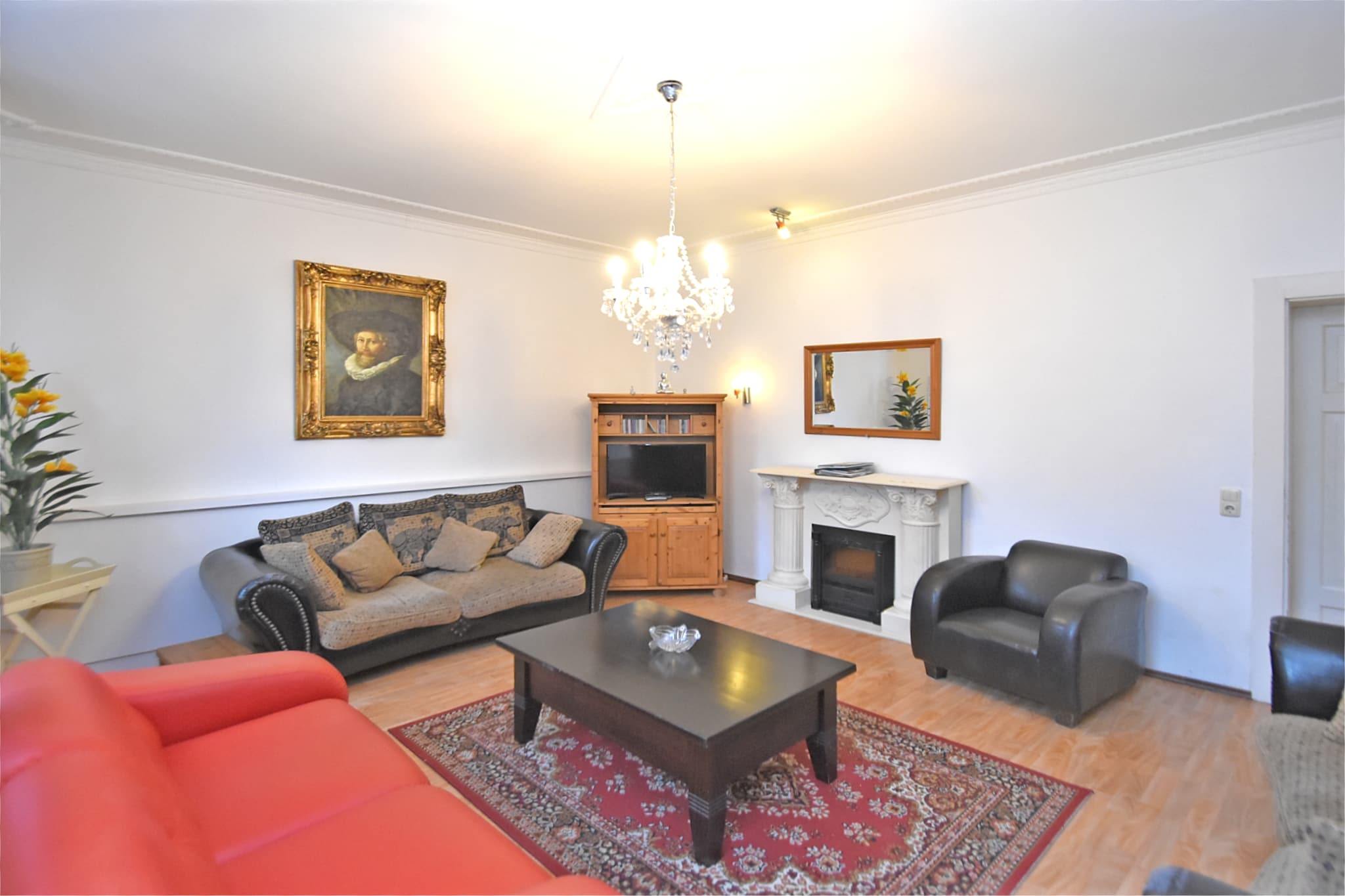 Ground floor: (Entrance, hall, Living room(TV(satellite), decorative fireplace, DVD player, stereo unit), dining room(dining table(18 persons)), Kitchen(dining table, electric kettle, toaster, cooker(4 ring stoves, ceramic), cooker(2 ring stoves, induction), coffee machine(filter), oven(grill-oven), microwave, dishwasher, fridge-freezer), bedroom(single bed, bunk bed(90 x 200 cm)), walk-through bedroom(bunk bed, cot), bathroom(bath tub, shower, washbasin, toilet), toilet(washbasin, toilet))\n\nOn the 1st floor: (bedroom(2x single bed(90 x 200 cm)), bedroom(single bed(90 x 200 cm), double bed(180 x 210 cm), cot), bedroom(double bed(180 x 200 cm), cot), bathroom(bath tub, shower(unit), washbasin, toilet), bathroom(massage shower, infrared sauna, washbasin, washing machine), toilet(washbasin, toilet, garden furniture), Landing, playroom)\n\nSitting room, heating(central), garden(fenced), BBQ, parking, parking, trampoline, table tennis table, table football, 4x children\'s bed, 2x high chair, playpen