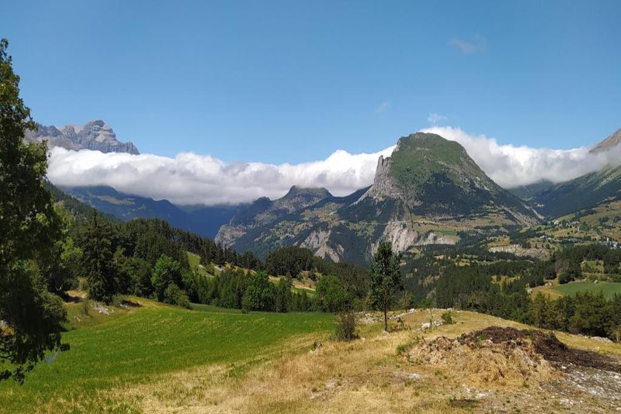 L'Orée des Pistes 3-Areas summer 20km