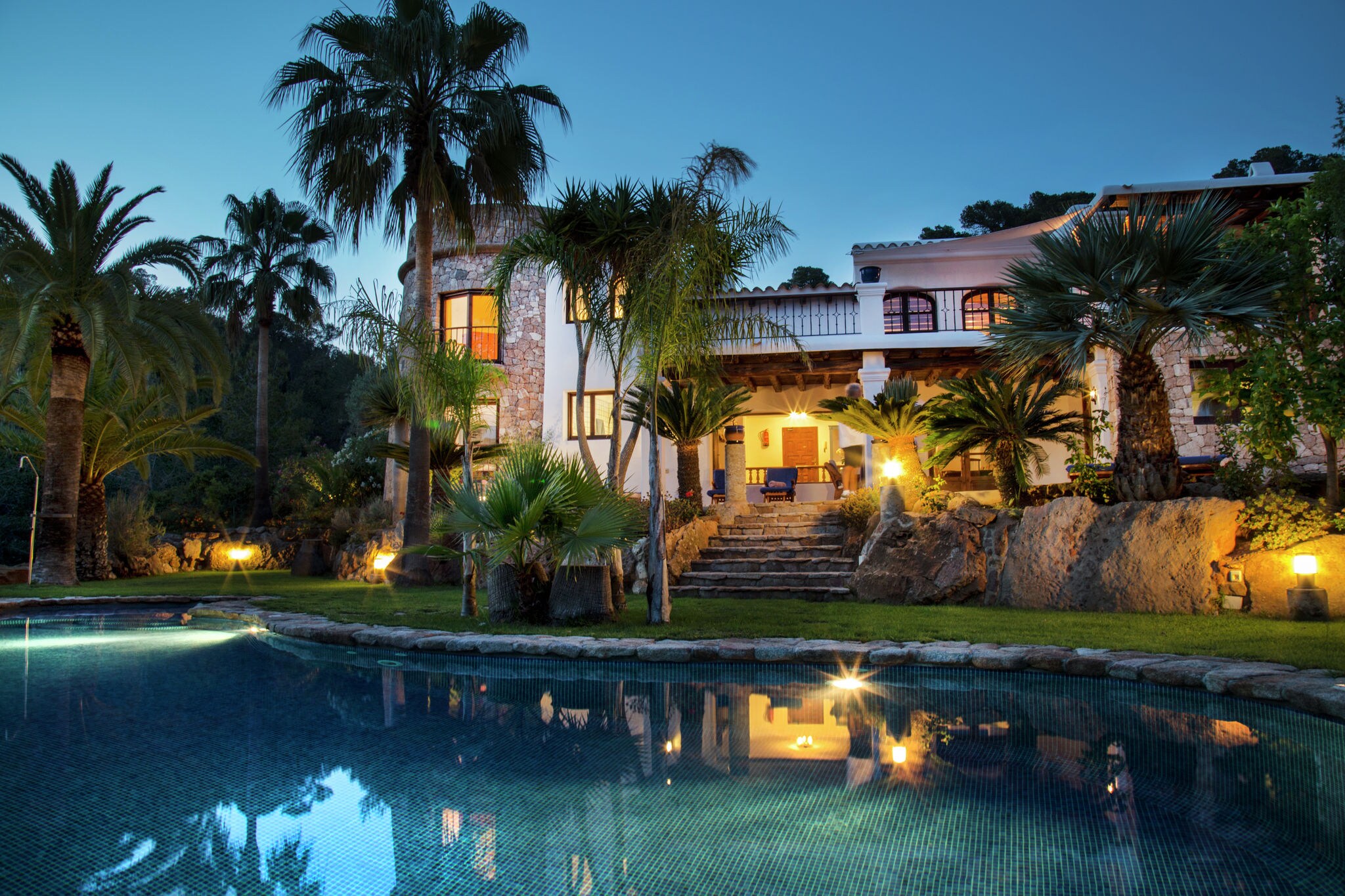 Luxusvilla mit wunderschönem Pool in Santa Eulària des Riu