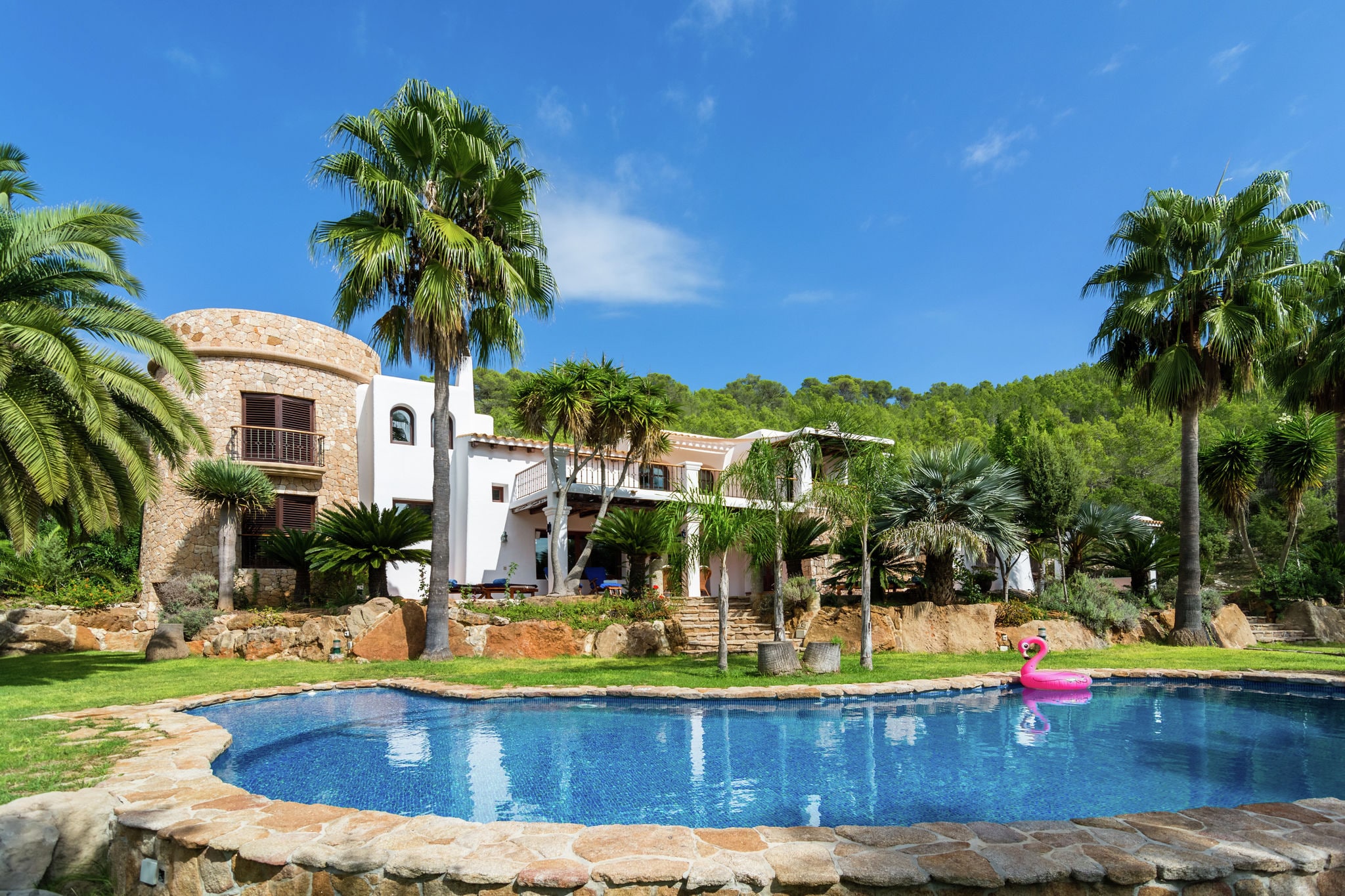 Luxusvilla mit wunderschönem Pool in Santa Eulària des Riu