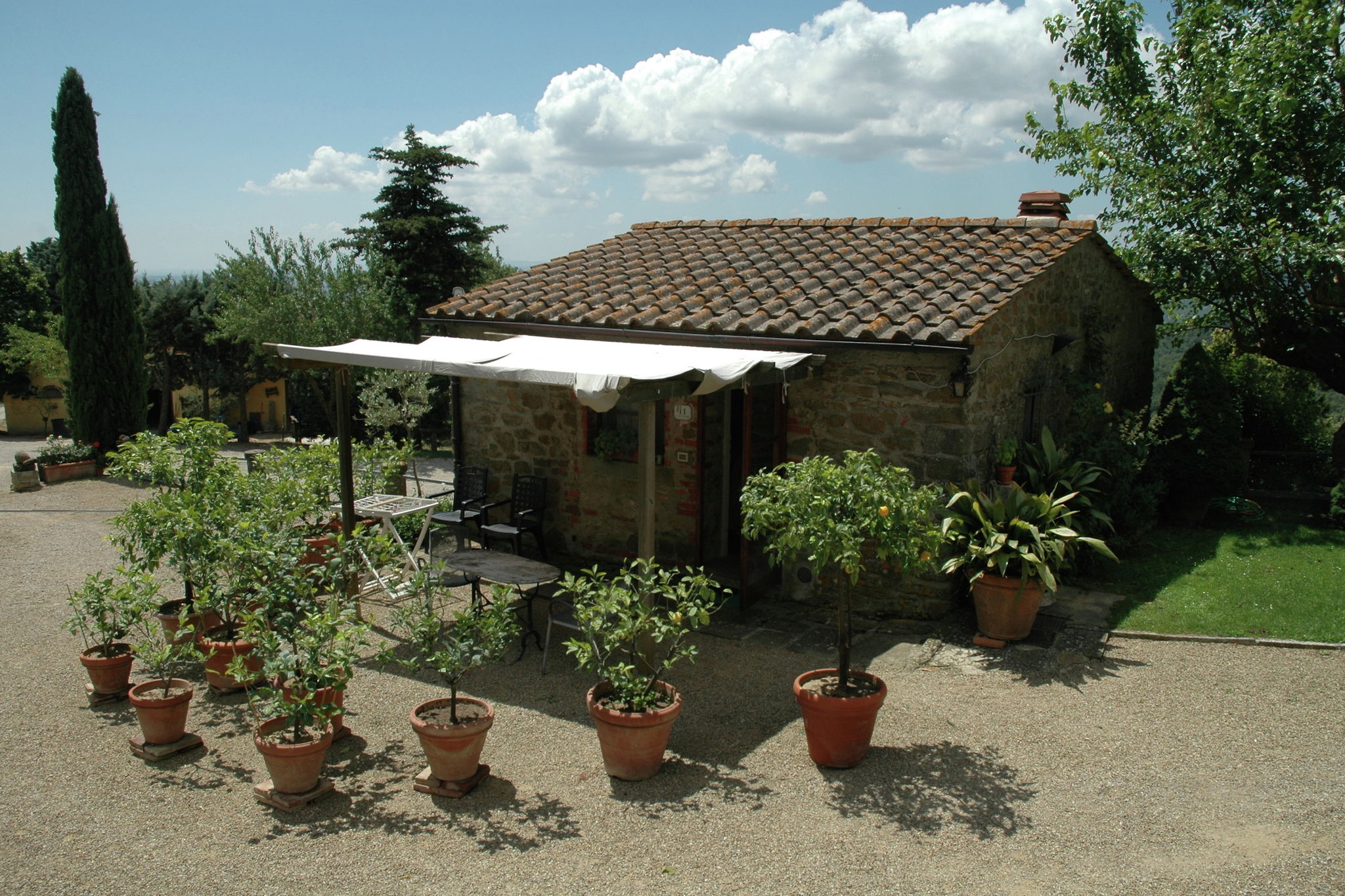 Authentisches Ferienhaus mit Pool in Civitella