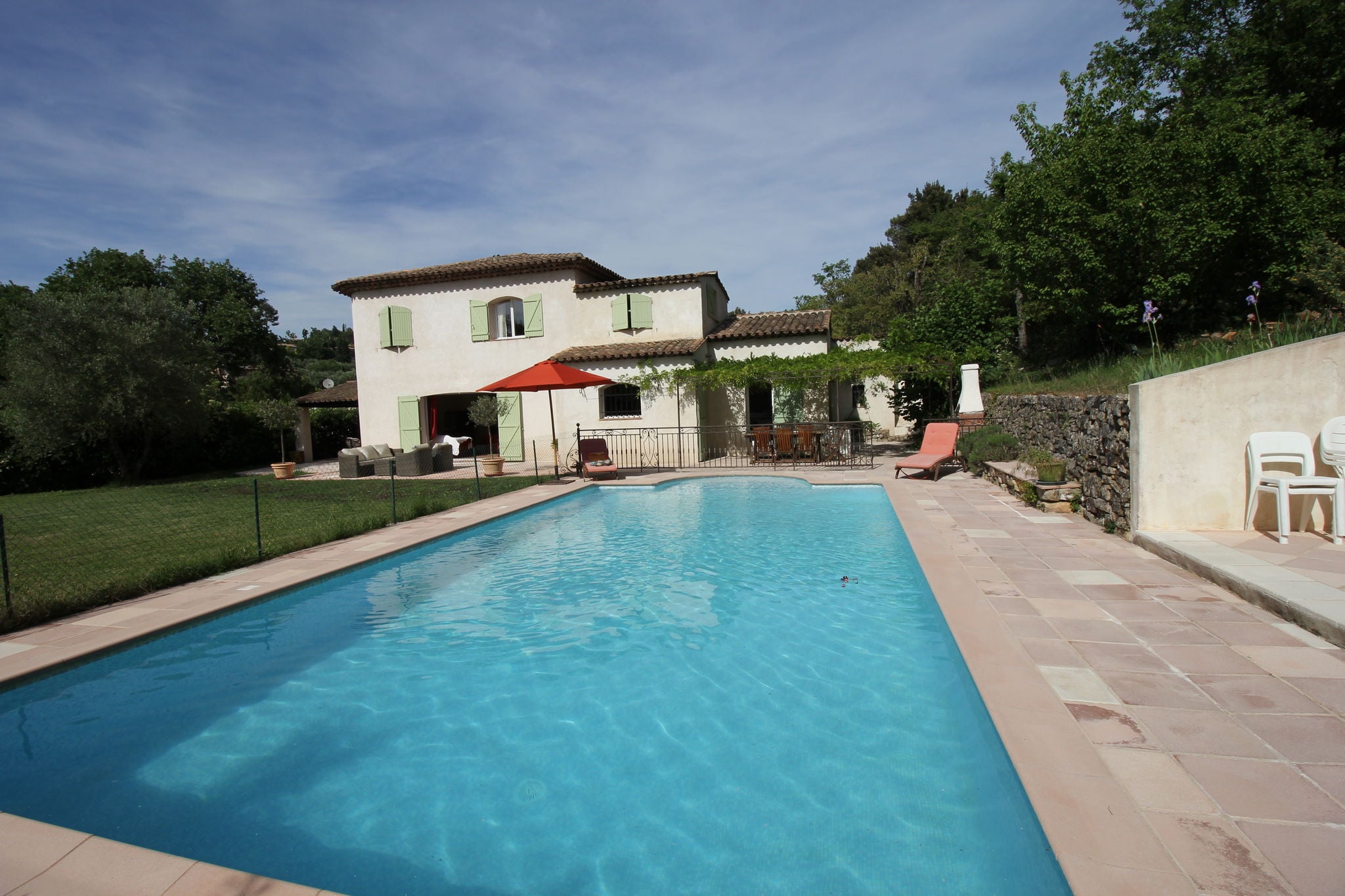 Schöne Villa in Valbonne mit Pool