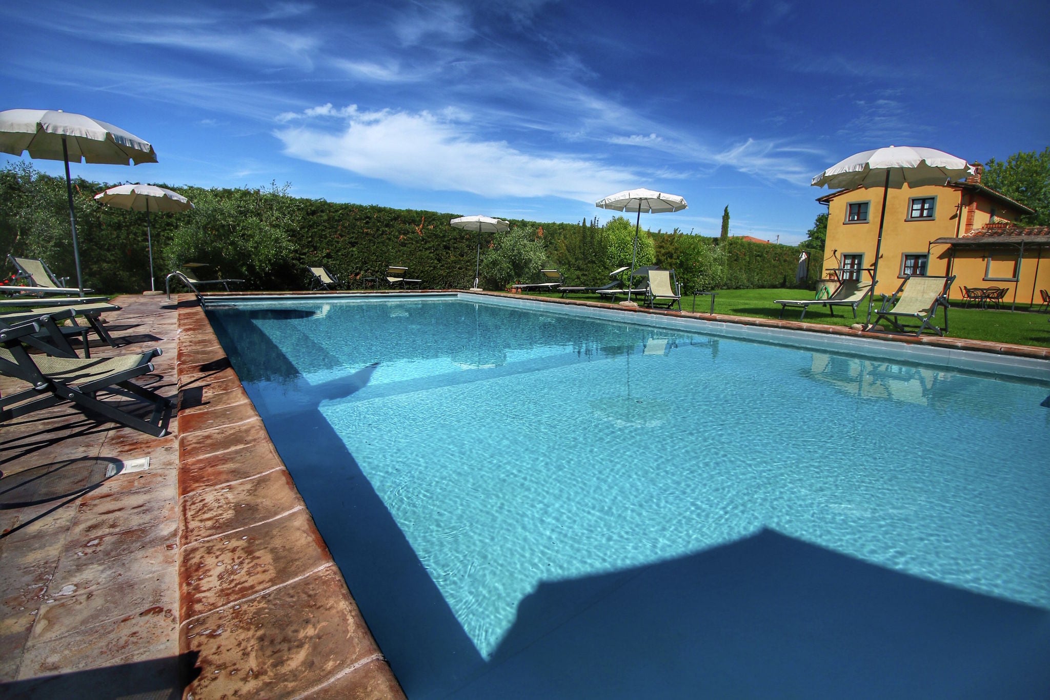 Cozy Farmhouse in Cortona with Swimming Pool