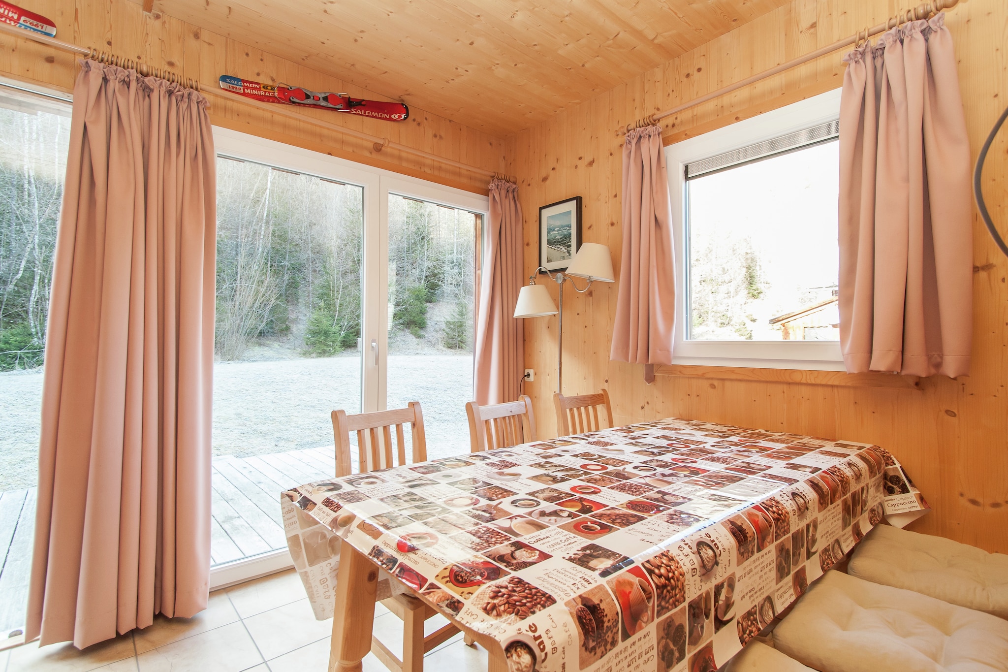 Ground floor: (hallway(toilet), Living room(double sofa bed, TV(satellite), DVD player, stereo unit), open kitchen(oven, dishwasher, fridge-freezer))\n\nOn the 1st floor: (bedroom(double bed, TV), bedroom(2x single bed, TV), bathroom(bathtub or shower))\n\nheating(electric), terrace(private), garden(private), garden furniture, parking