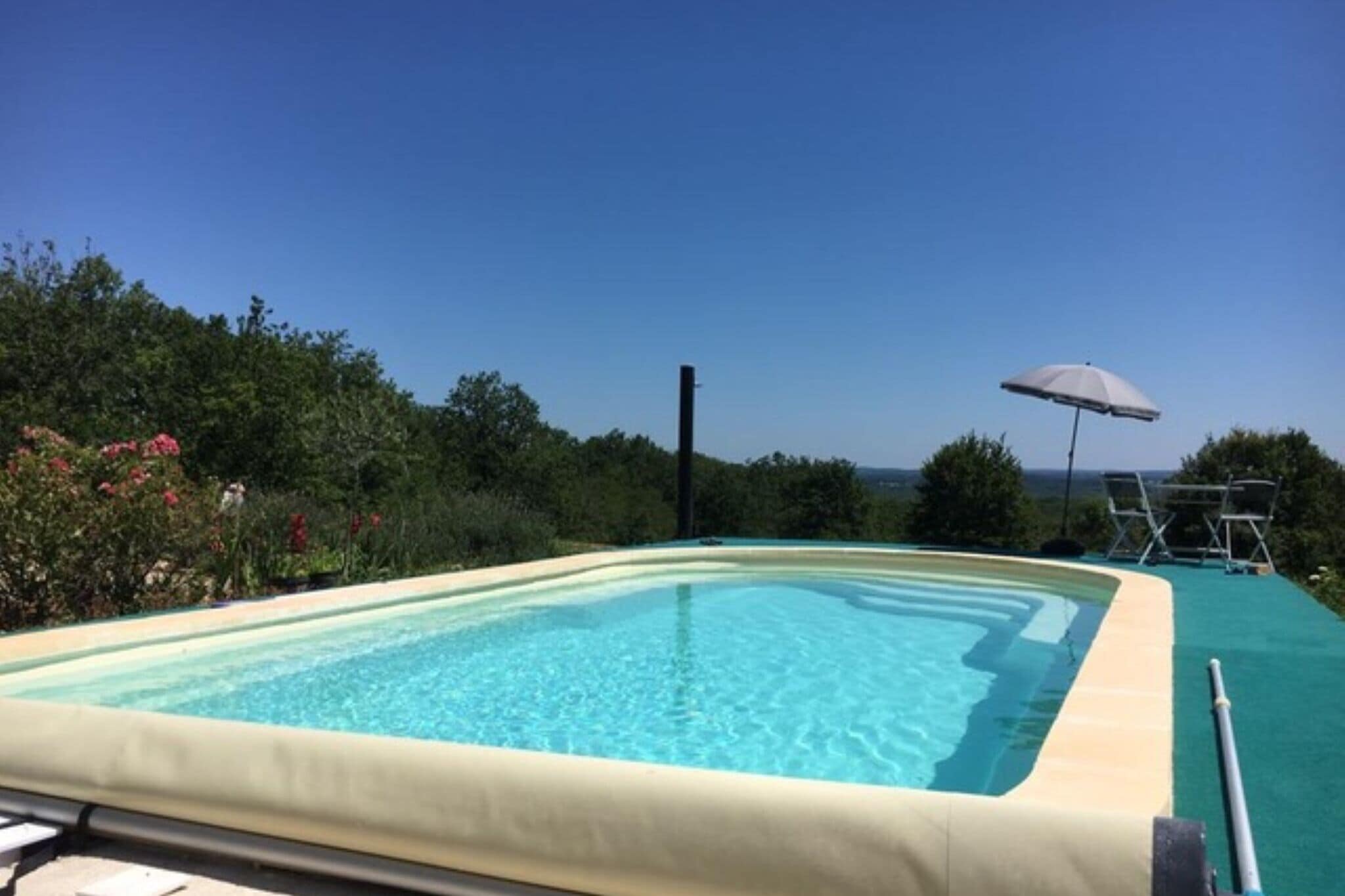 Villa de luxe à Cazals avec piscine