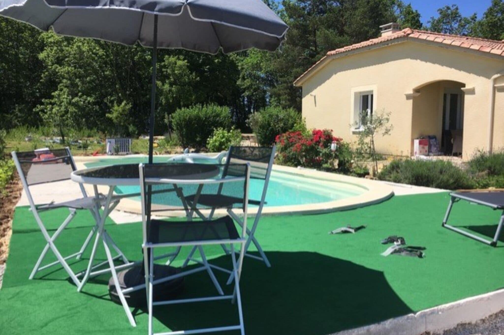 Villa de luxe à Cazals avec piscine