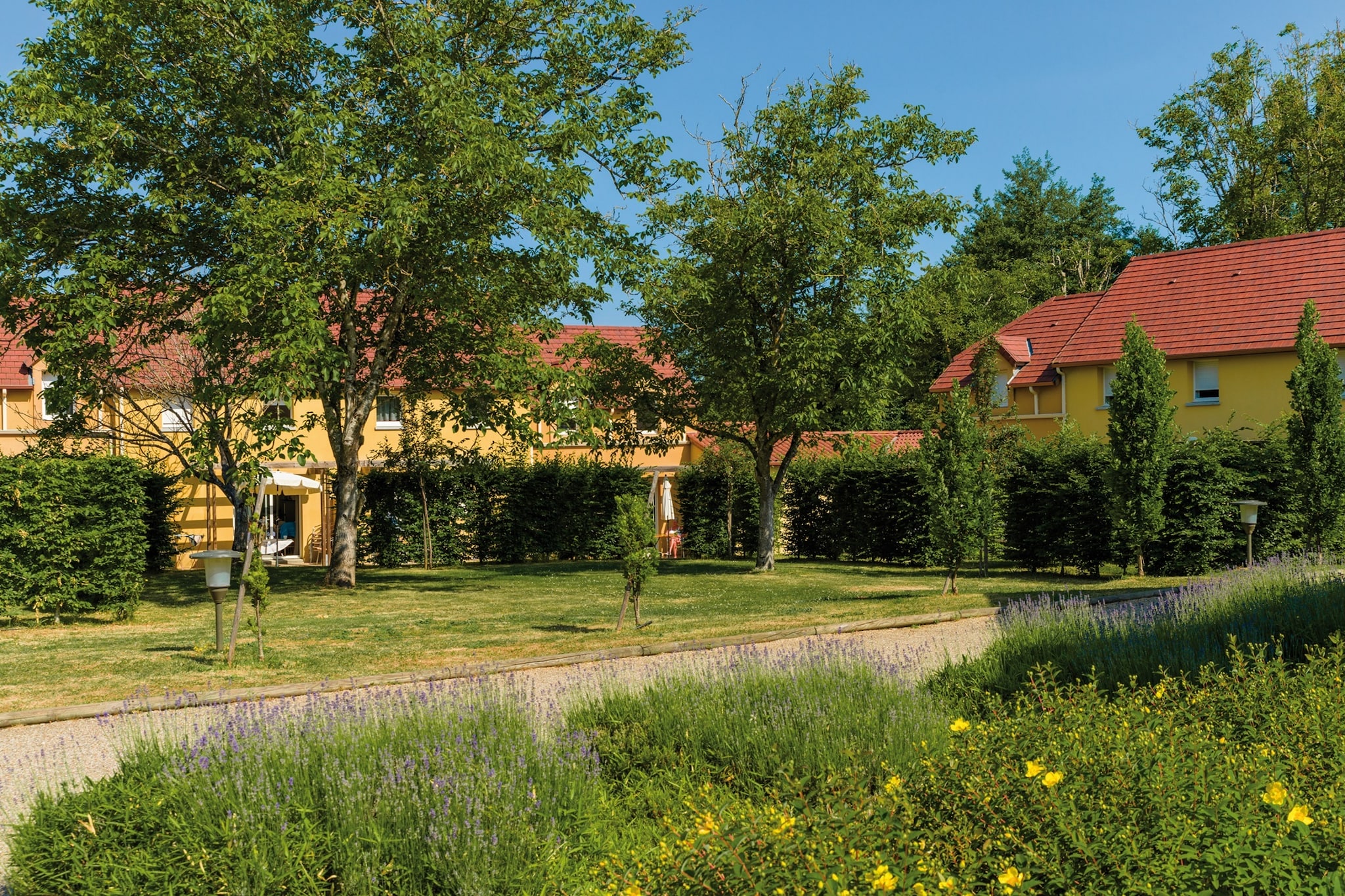 Les Bastides de Lascaux 3-Exterior summer