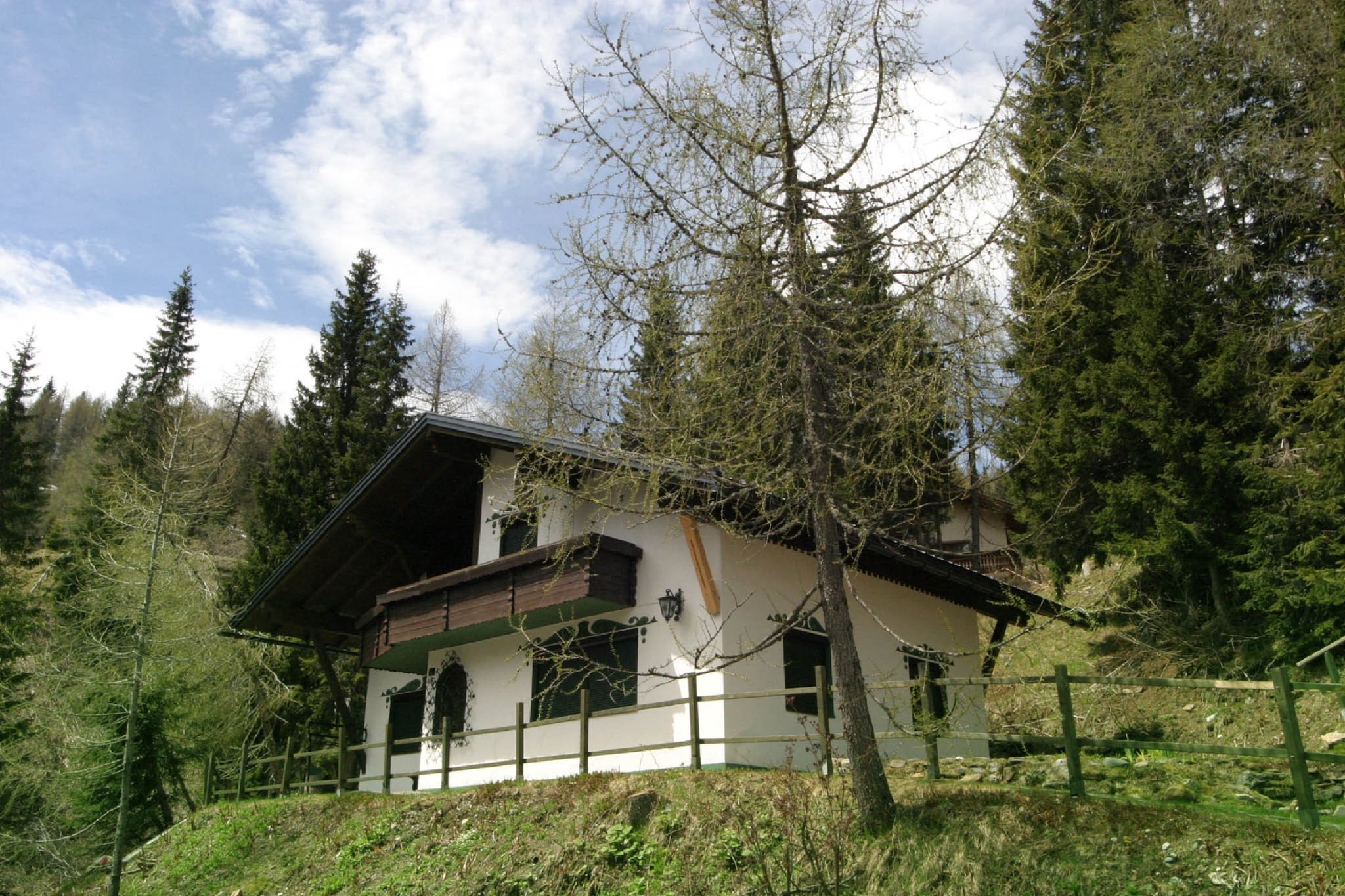 Chalet Nassfeld near Ski Slopes