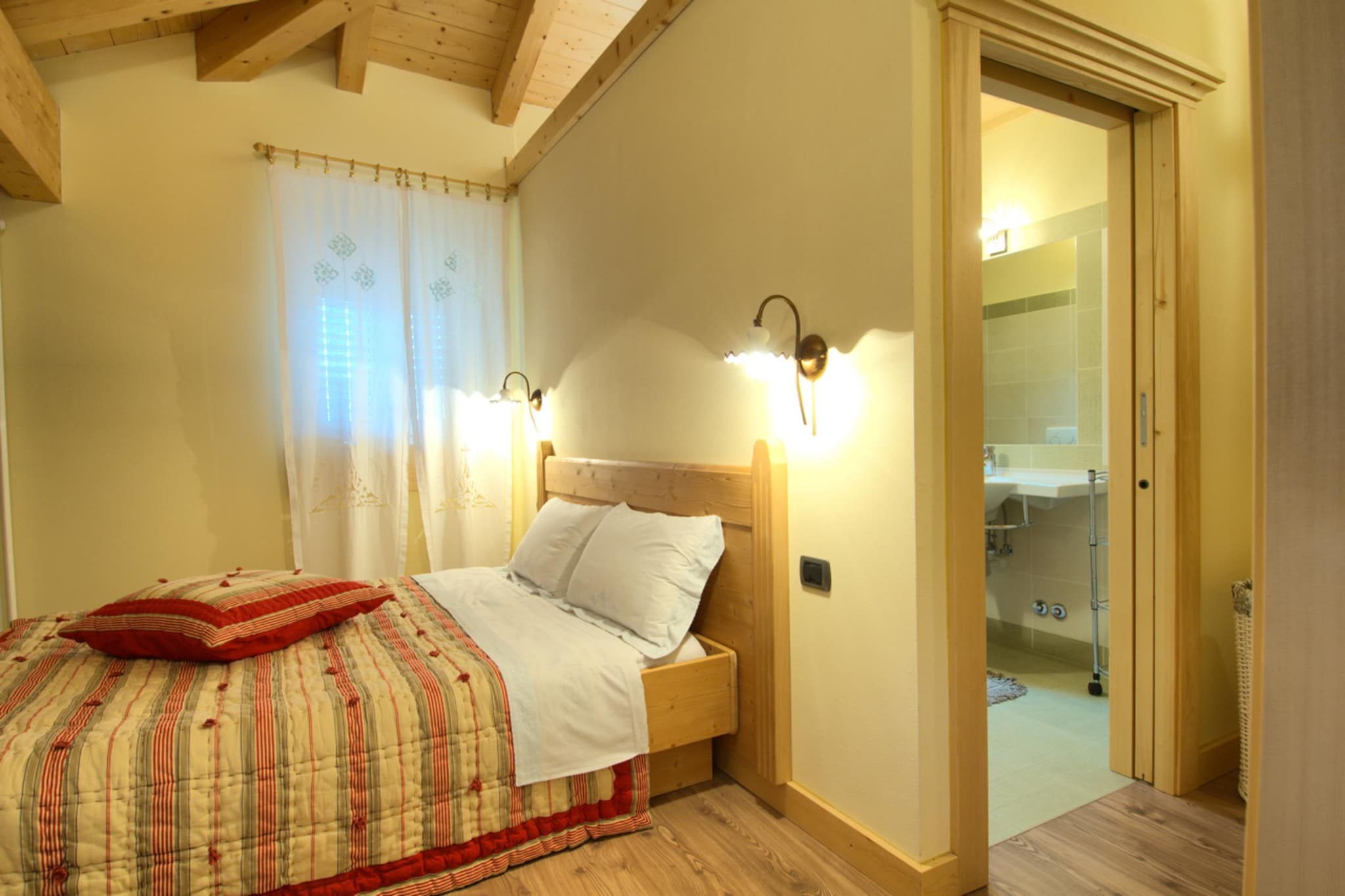 Renetta Mansarda-Schlafzimmer