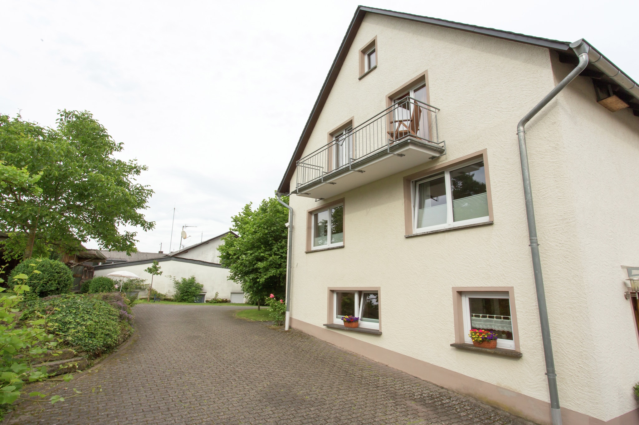 Gerberhaus-Außenbereich Sommer