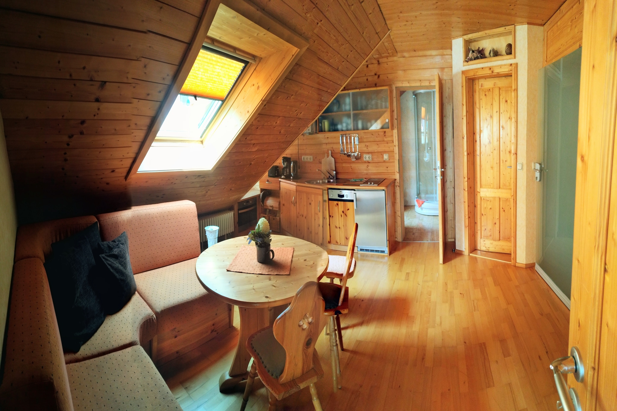 Relaxing Home with Garden