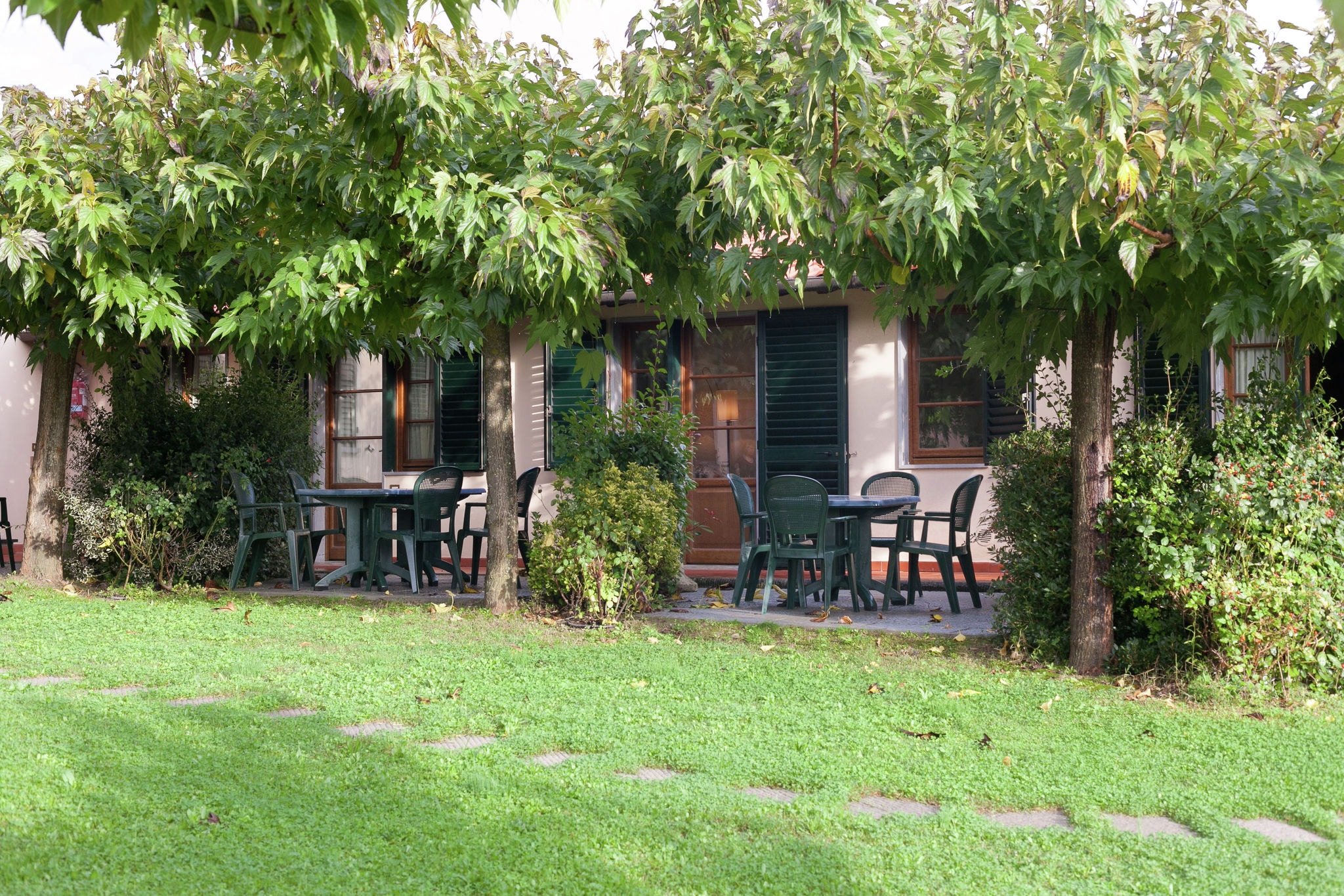 Traditionelles Bauernhaus mit Garten bei Pistoia