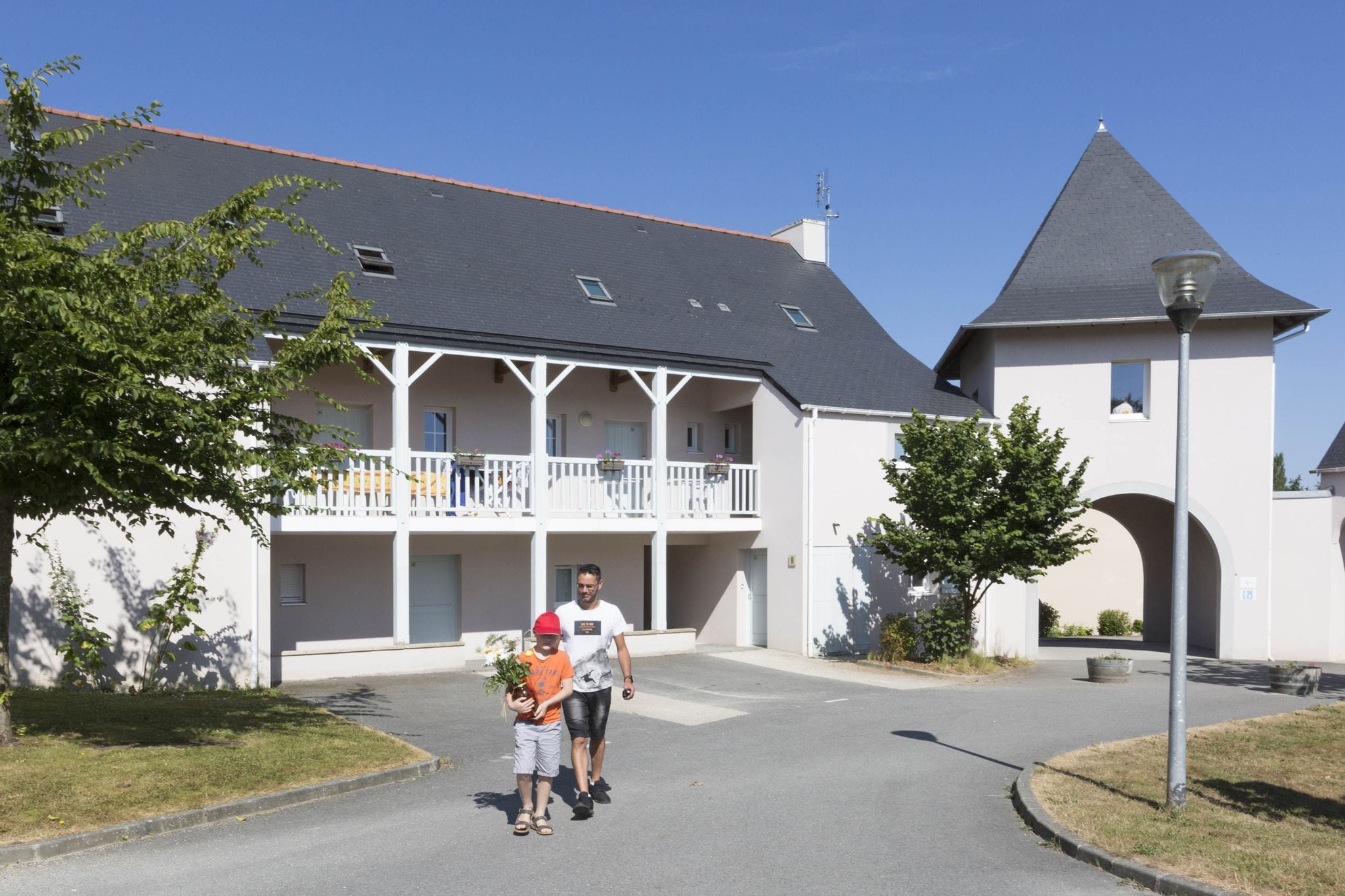Semi-detached holiday home in beautiful historic Brittany