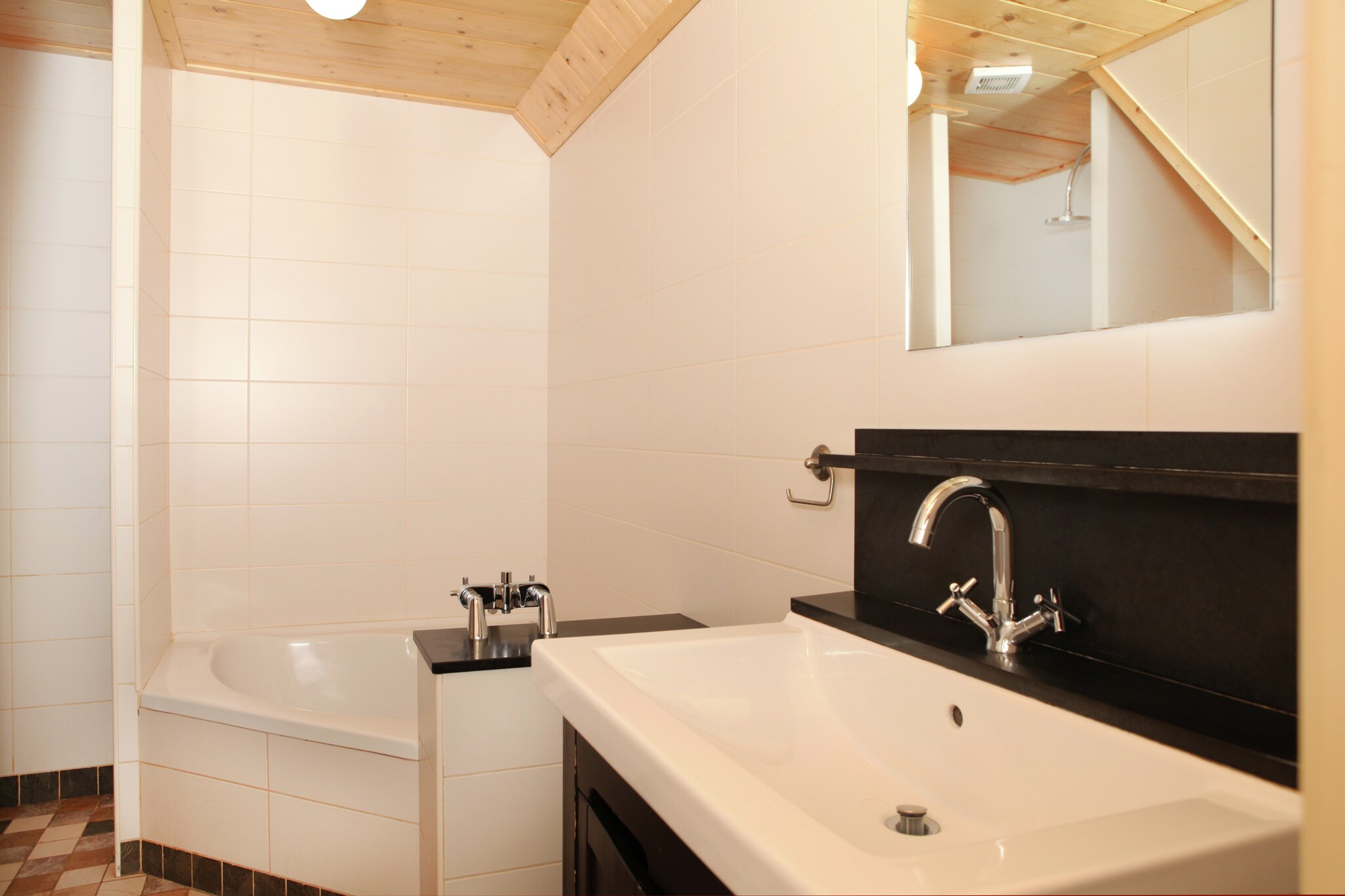 Kotman's spieker 6 persoons-Badkamer