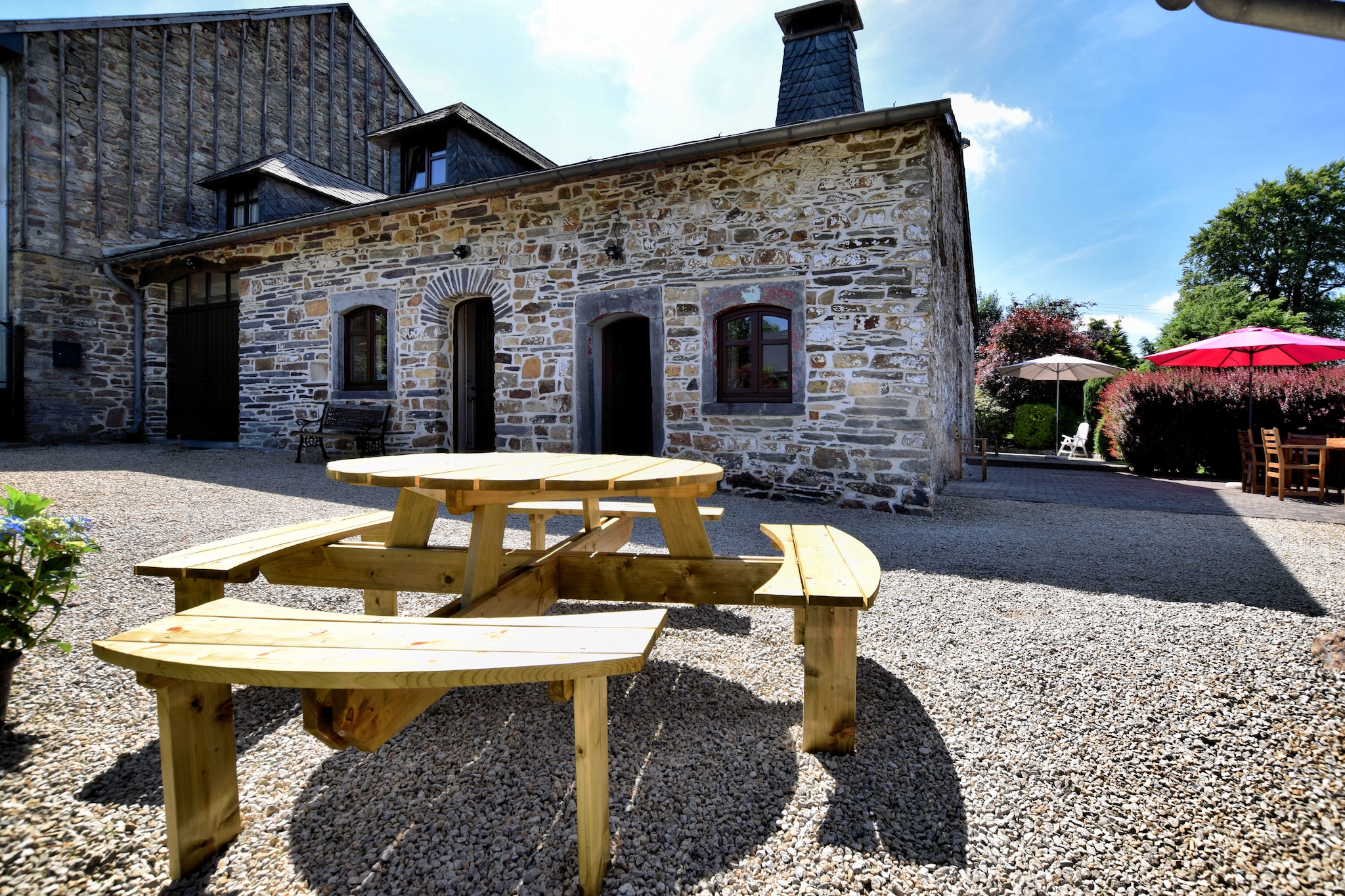 Vakantiehuizen Bihain (Petites Tailles) EUR-BE-6690-85
