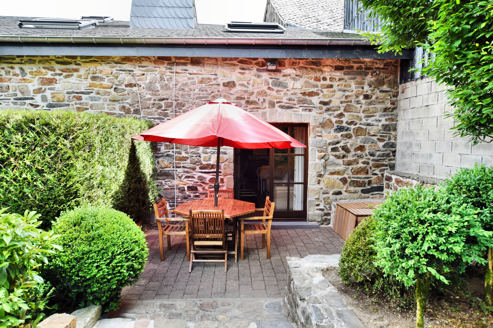 Vakantiehuizen Bihain (Petites Tailles) EUR-BE-6690-84