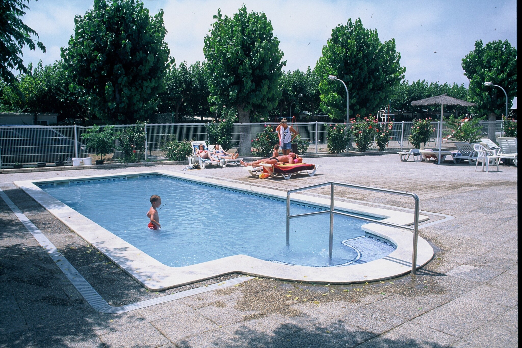 A Cozy Coastal Escape
Welcome to Camping Platja Cambrils, your serene seaside getaway just 200 meters from the golden sands of Platja de lâ€™Esquirol. Nestled in a family-friendly holiday park, this charming 2-bedroom bungalow offers a cozy, no-fuss retreat ideal for families or small groups (up to 5 guests). With a sunlit living area, an open kitchen, and your own private terrace with garden furniture, itâ€™s a wonderful place to relax after a beach day.

Beachside Bliss & City Charm
Start your morning with a walk to the beach, followed by a refreshing swim in the shared pool. Located just 1 km from the heart of Cambrils, youâ€™ll find charming shops, bakeries, and a bustling marina all within easy reach. The on-site amenities, including heating, a well-equipped bathroom, and high-speed internet, ensure you have everything you need for a comfortable stay.

Dine & Discover the Costa Dorada
Cambrils is a culinary hotspot! Savor fresh seafood at Les Barques or try traditional tapas at Can Bosch, both within a short drive. Whether you're biking the palm-lined promenade or enjoying sunset views from your terrace, this bungalow combines beachside tranquility with cultural richness. Book now for an unforgettable Costa Dorada escapeâ€”without the noise or fur!