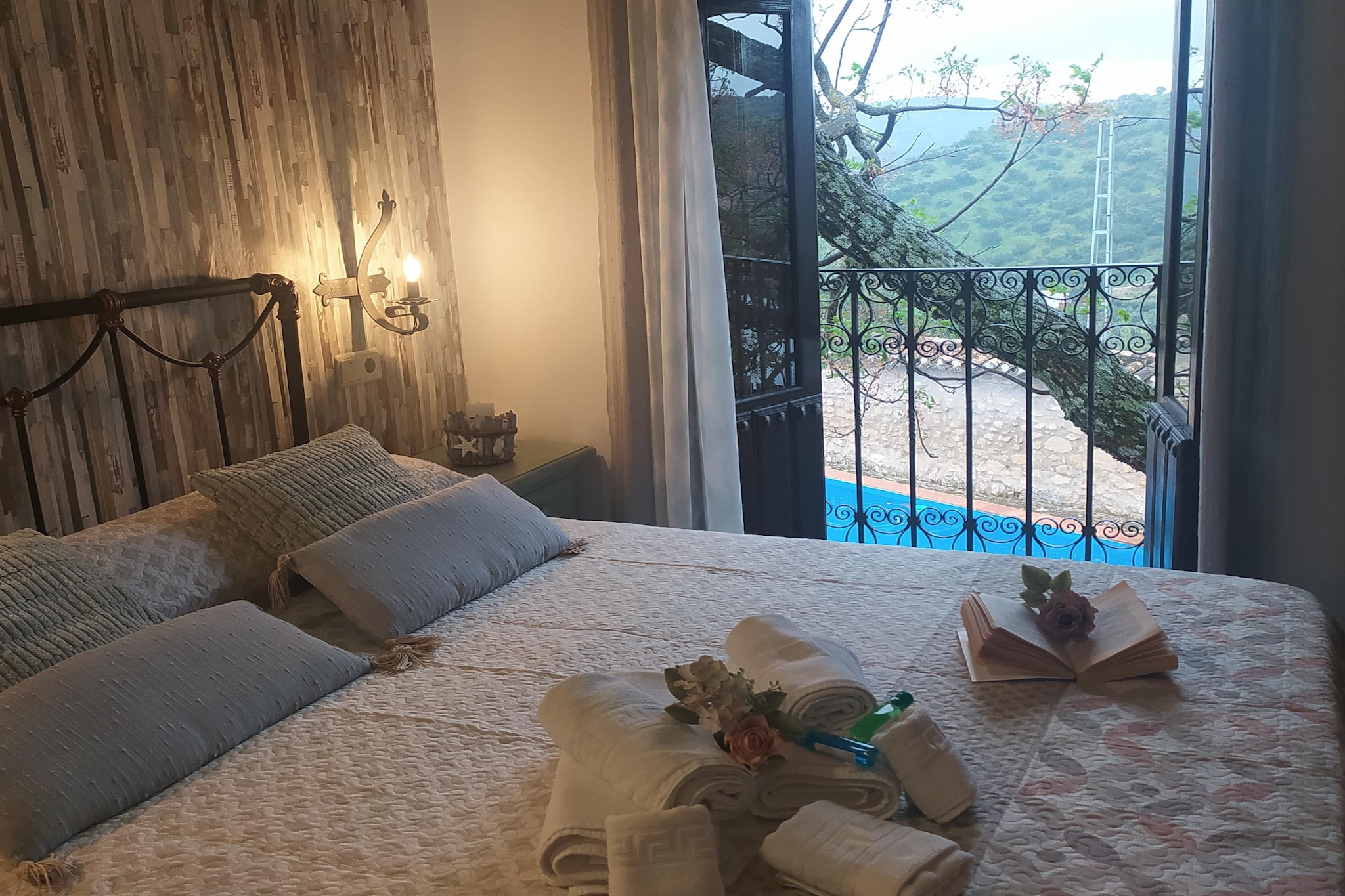 Bed Room