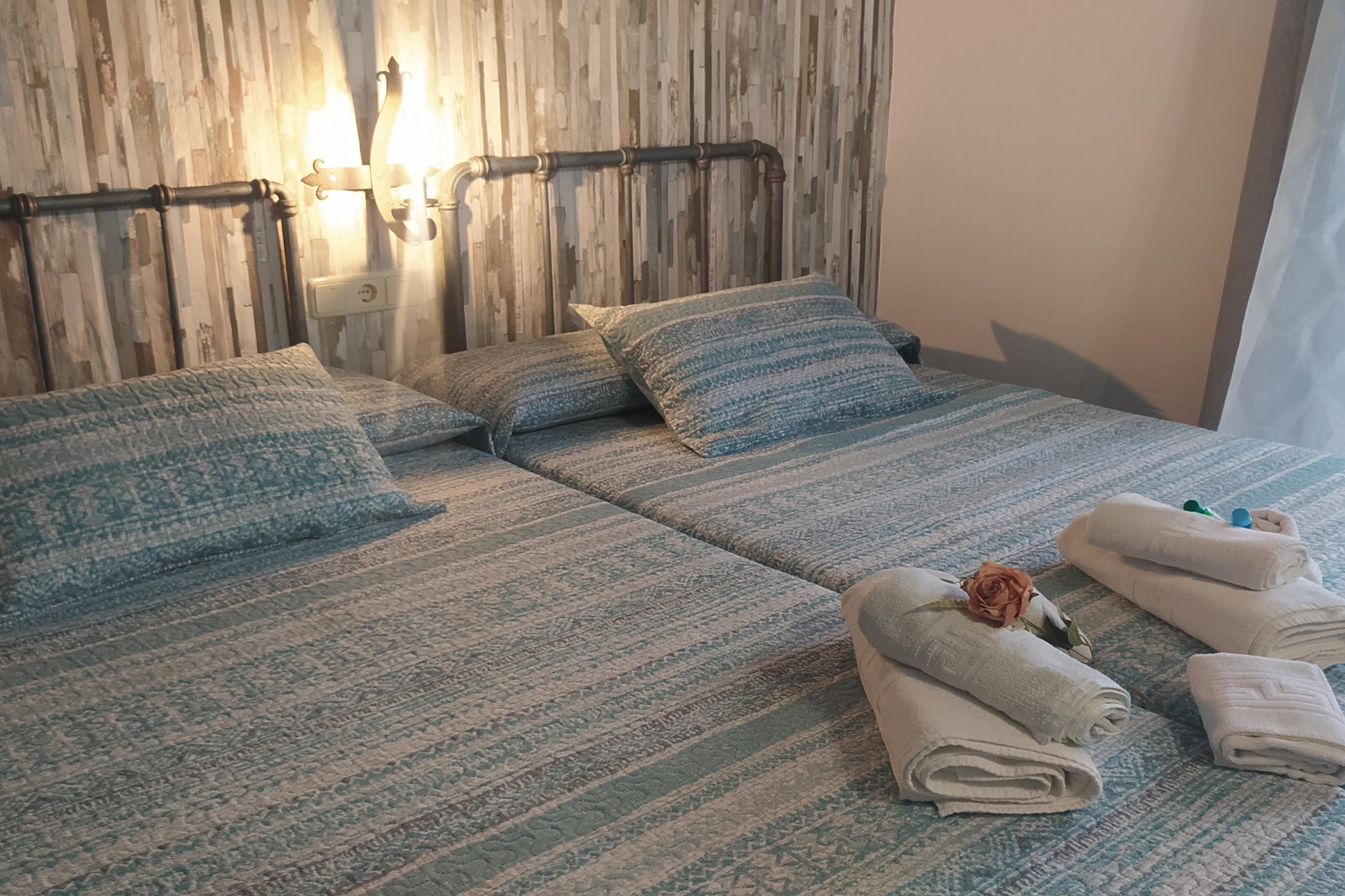 Bed Room