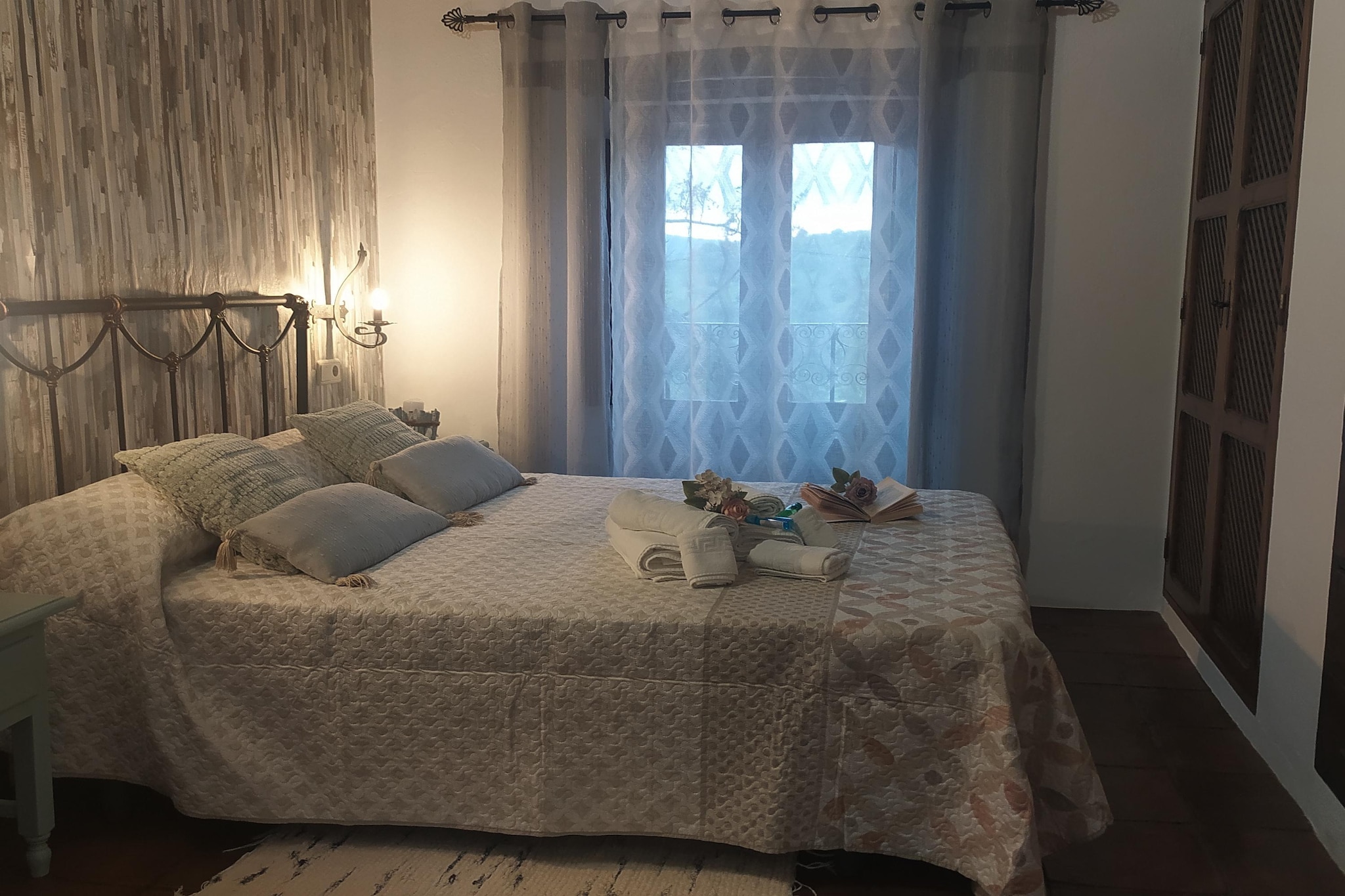 Bed Room