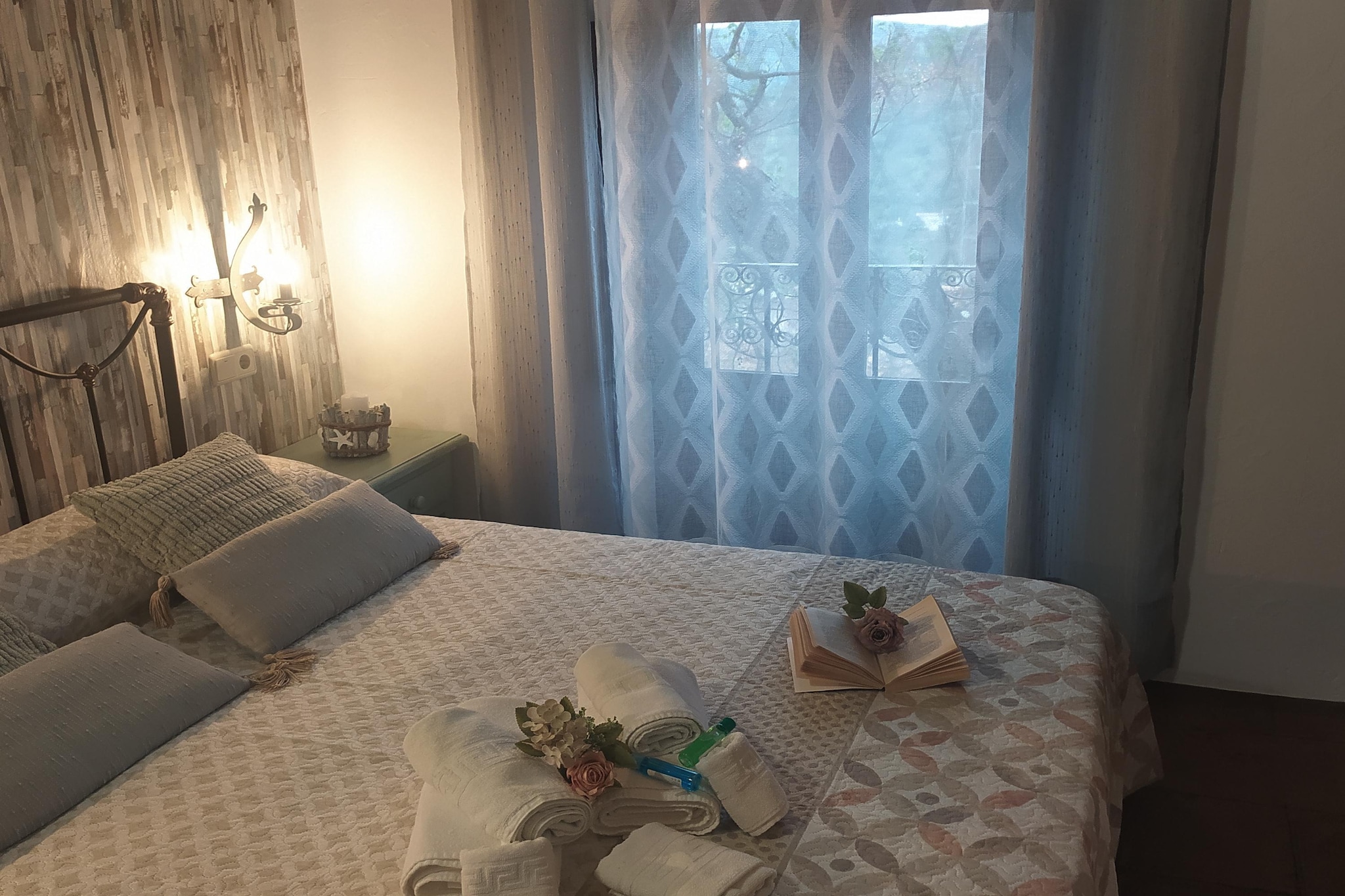Bed Room