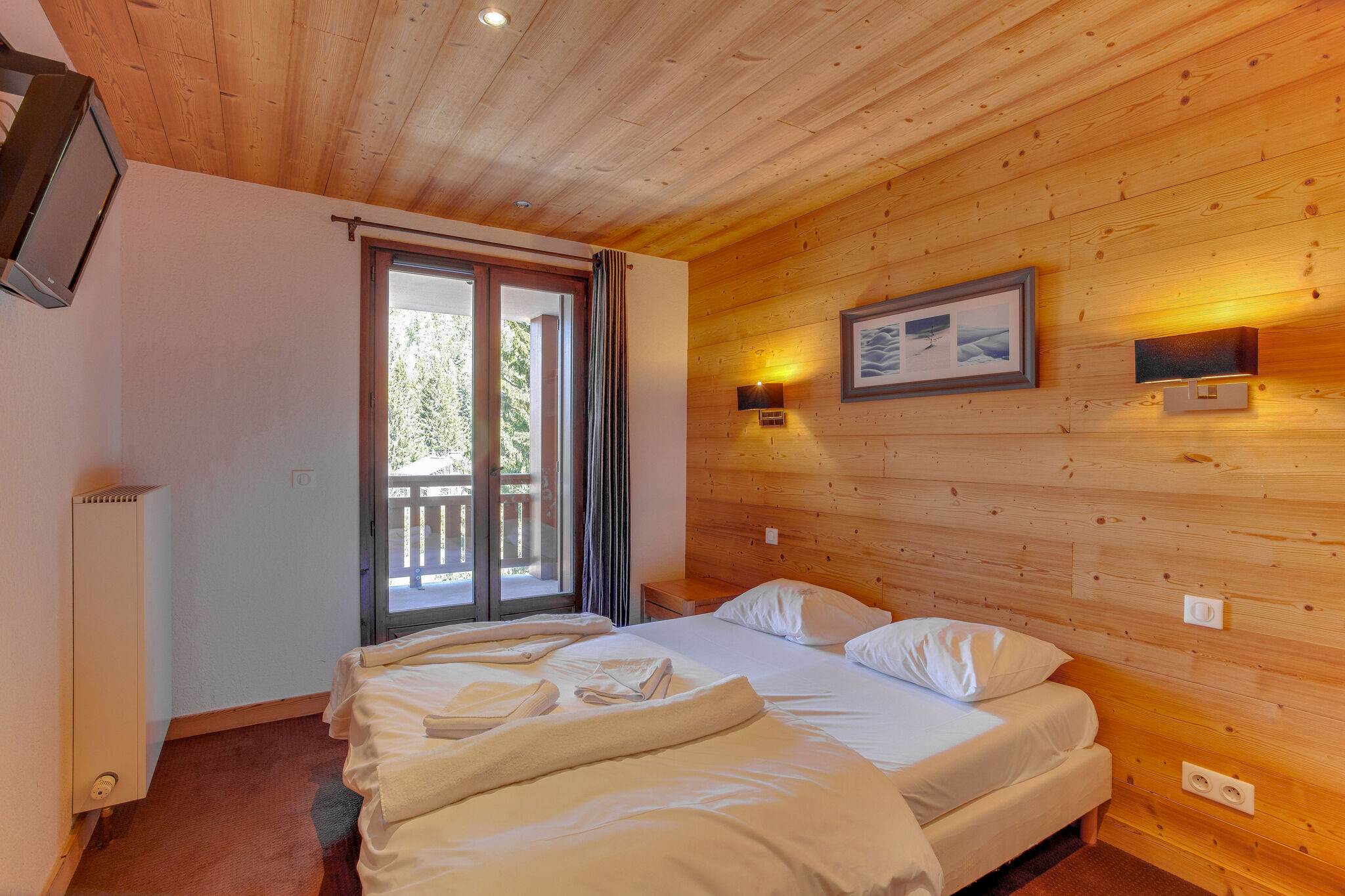 Modern apartment in the authentic Savoyard mountain village